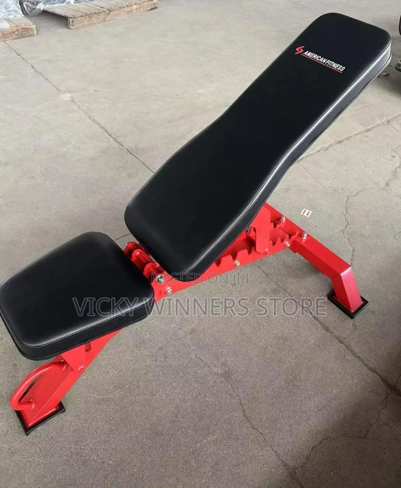 Adjustable High Quality Commercial Multi Functional Bench Reb&Black