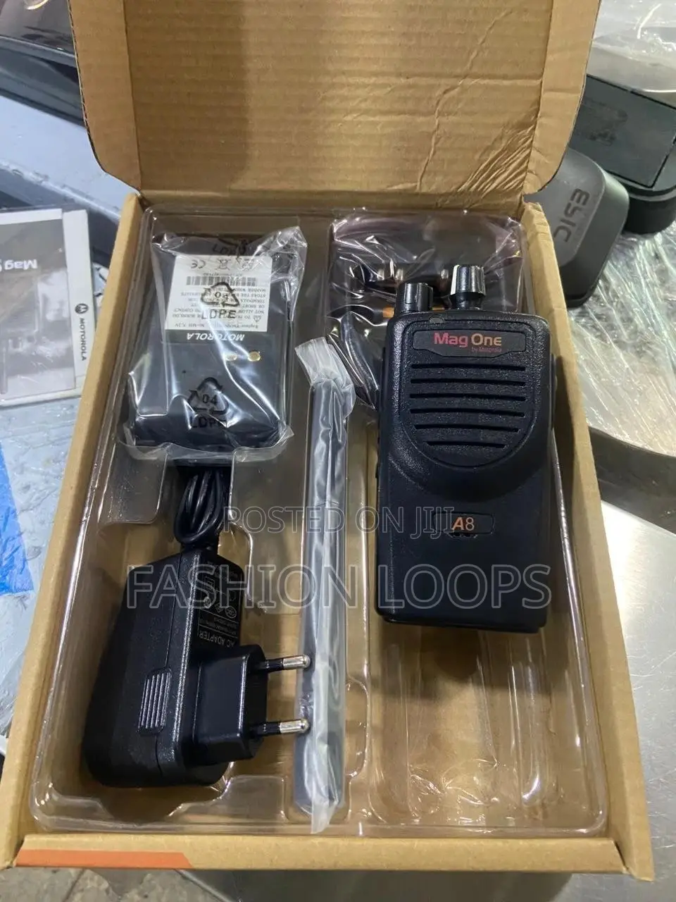 Motorola. Mag One