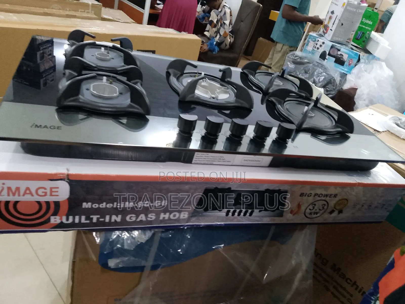 Wide Countertop Gas Hob With Five Cooking Points