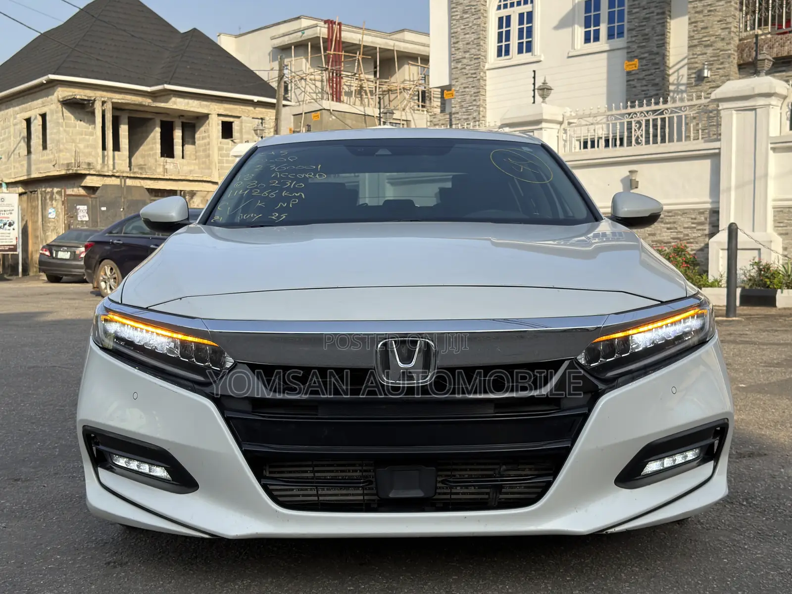 Honda Accord Sport (2.0L 4cyl Turbo 6M) 2019 White