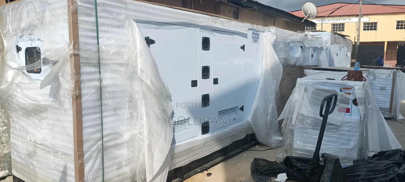 Perkins 350kva Commercial Soundproof Generator
