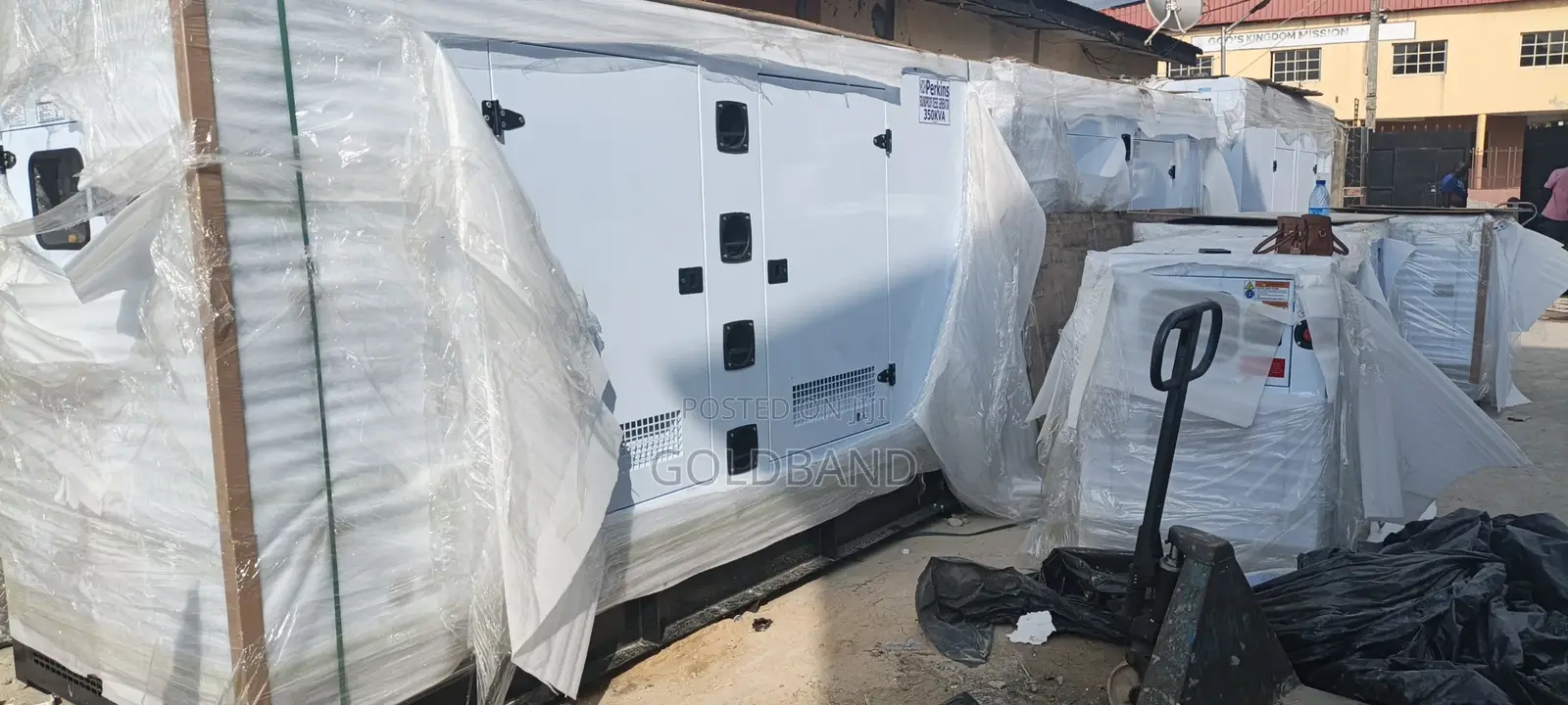 350kva Perkins Soundproof Generator Set