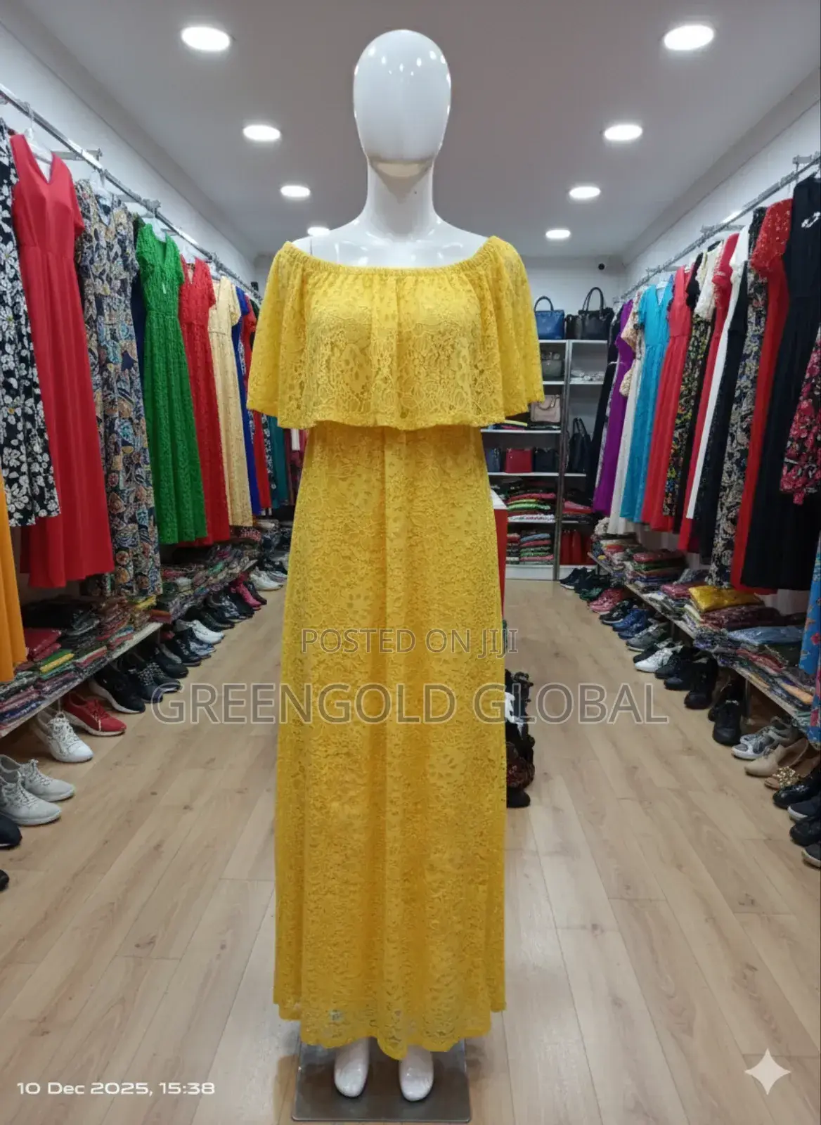 Stylish and Trendy Fashion Choices Perfect for Today's Woman!