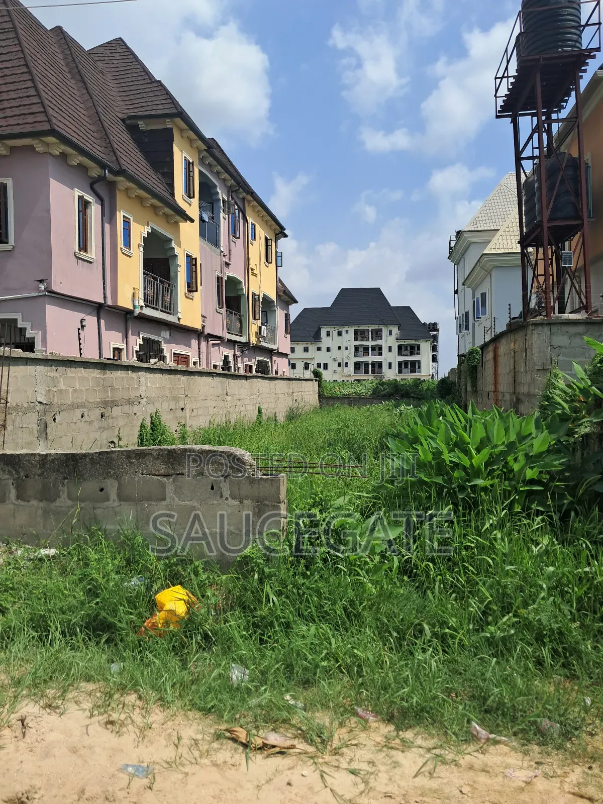 Half Plot Fenced for Sale Abuleado 18mill Steady Light