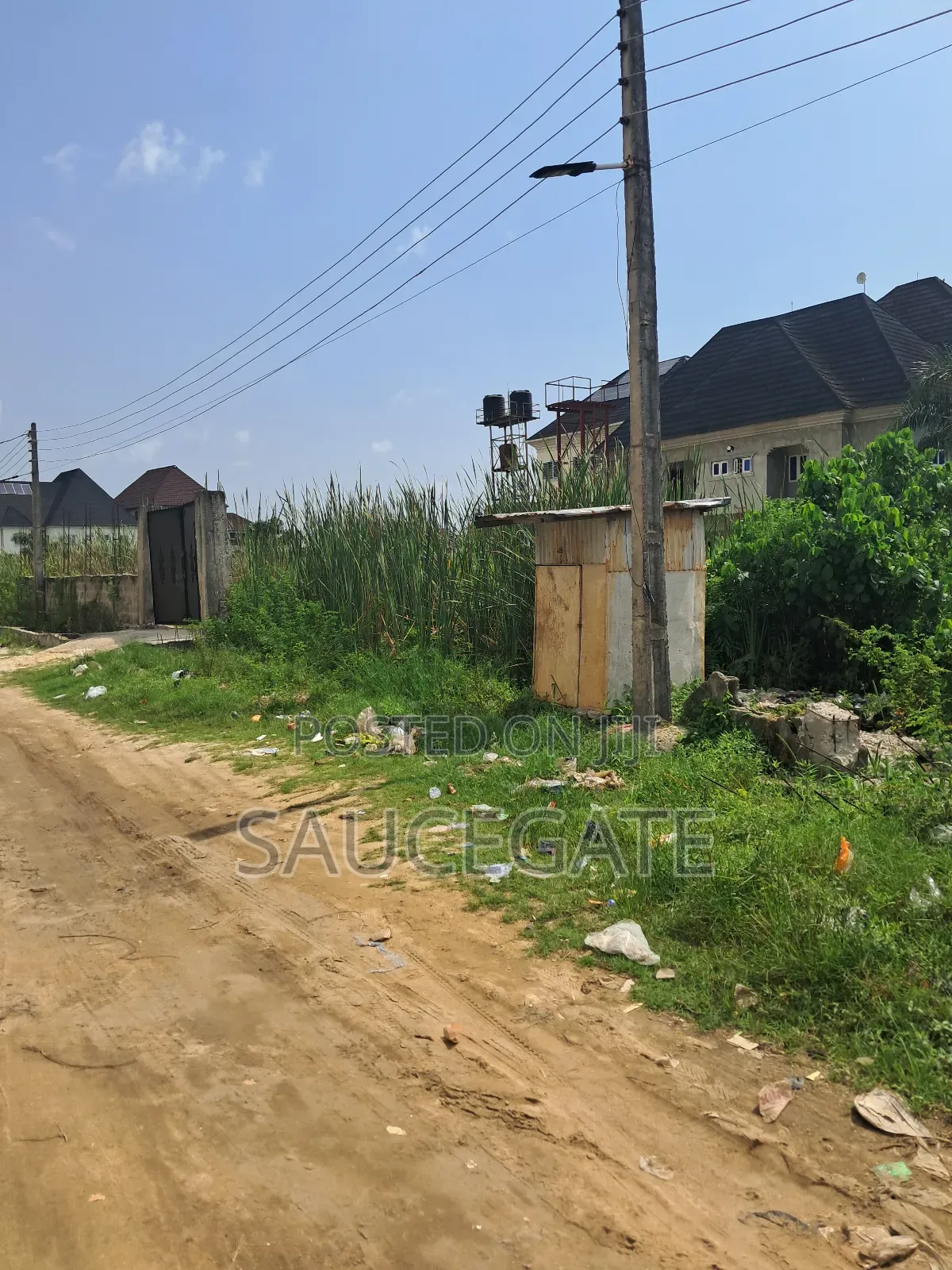 Fenced Plot for Sale at Abuleado With Foundation