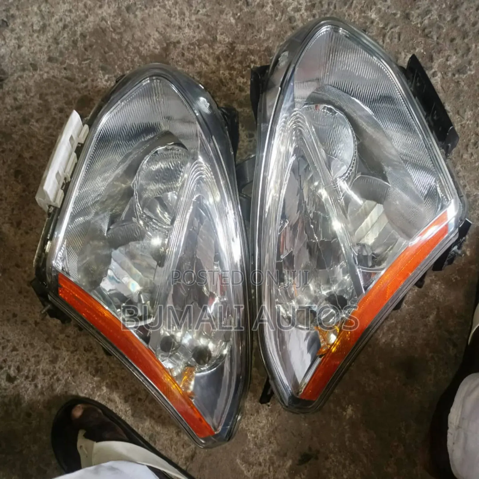 Headlights Front for Nissan Rogue 2008/2009 Model