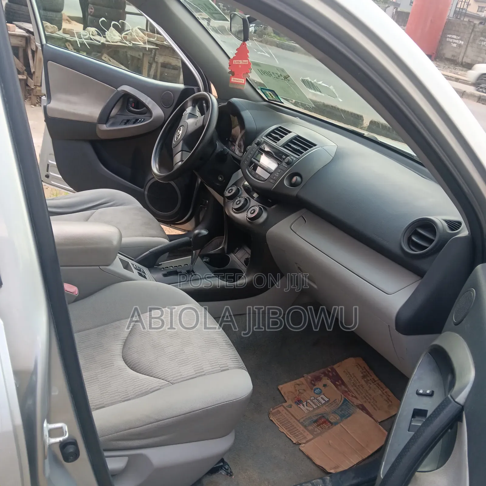 Toyota RAV4 2.5 2011 Silver
