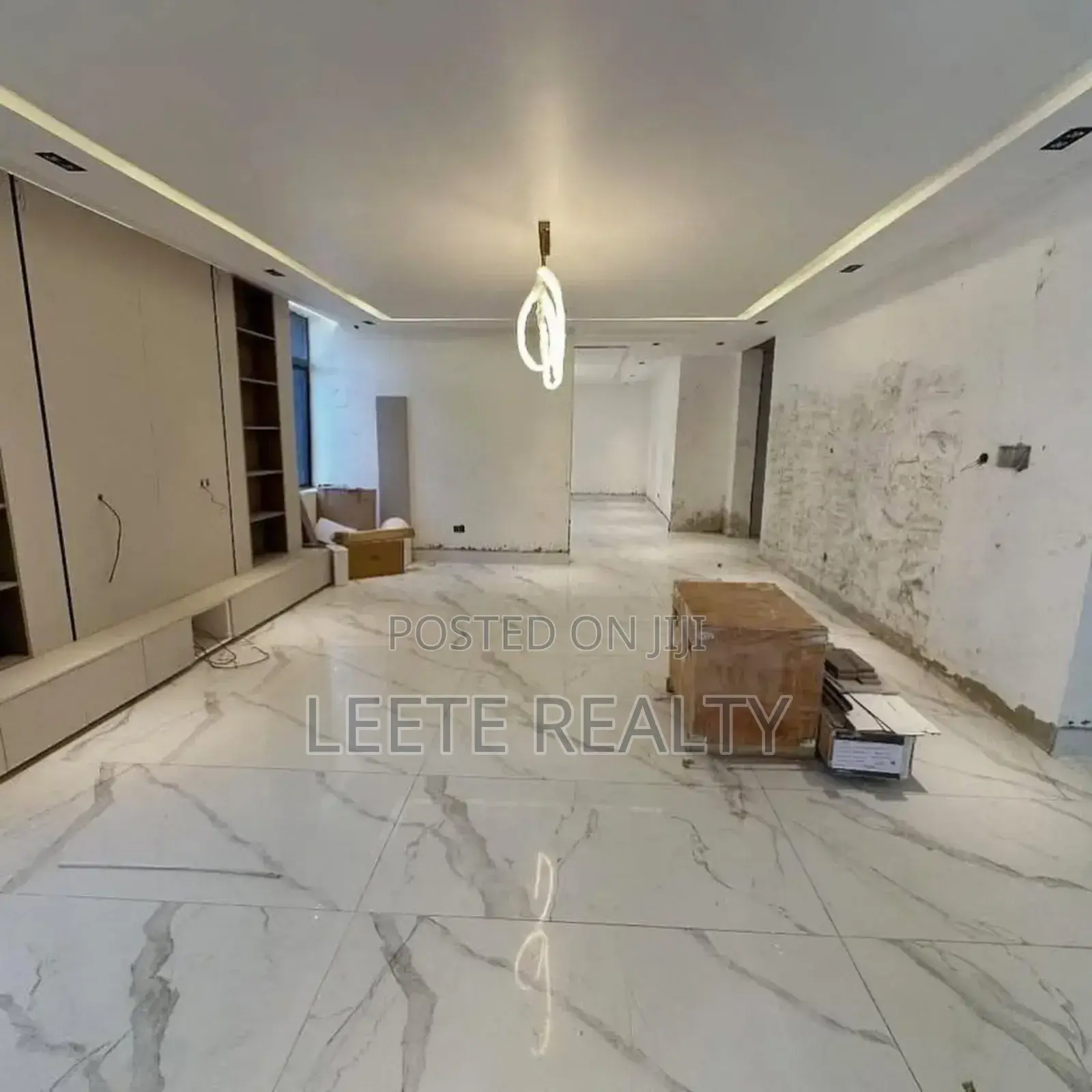 6bdrm Duplex in Kado for sale