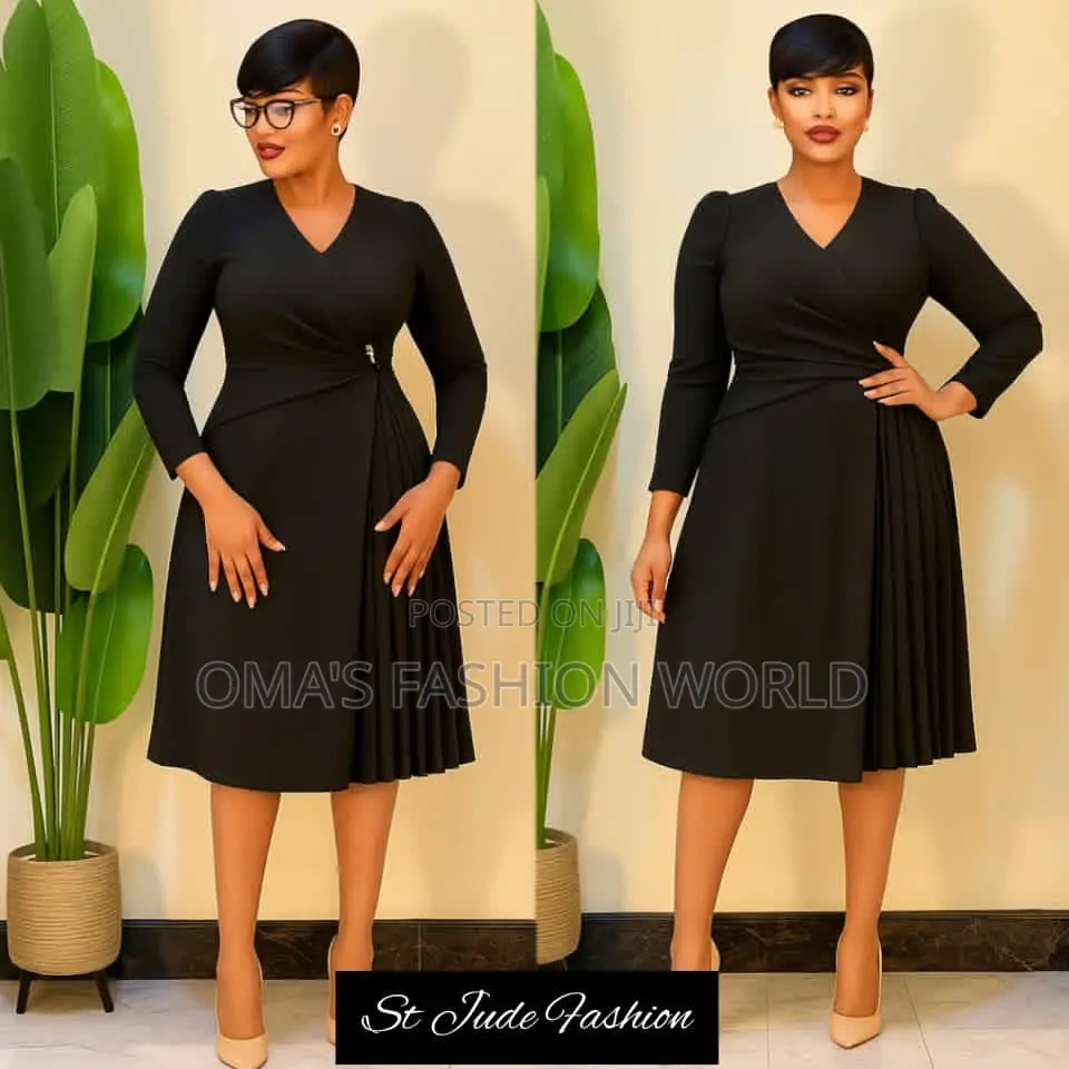 High Quality Luxury Gowns Available as Seen in Store