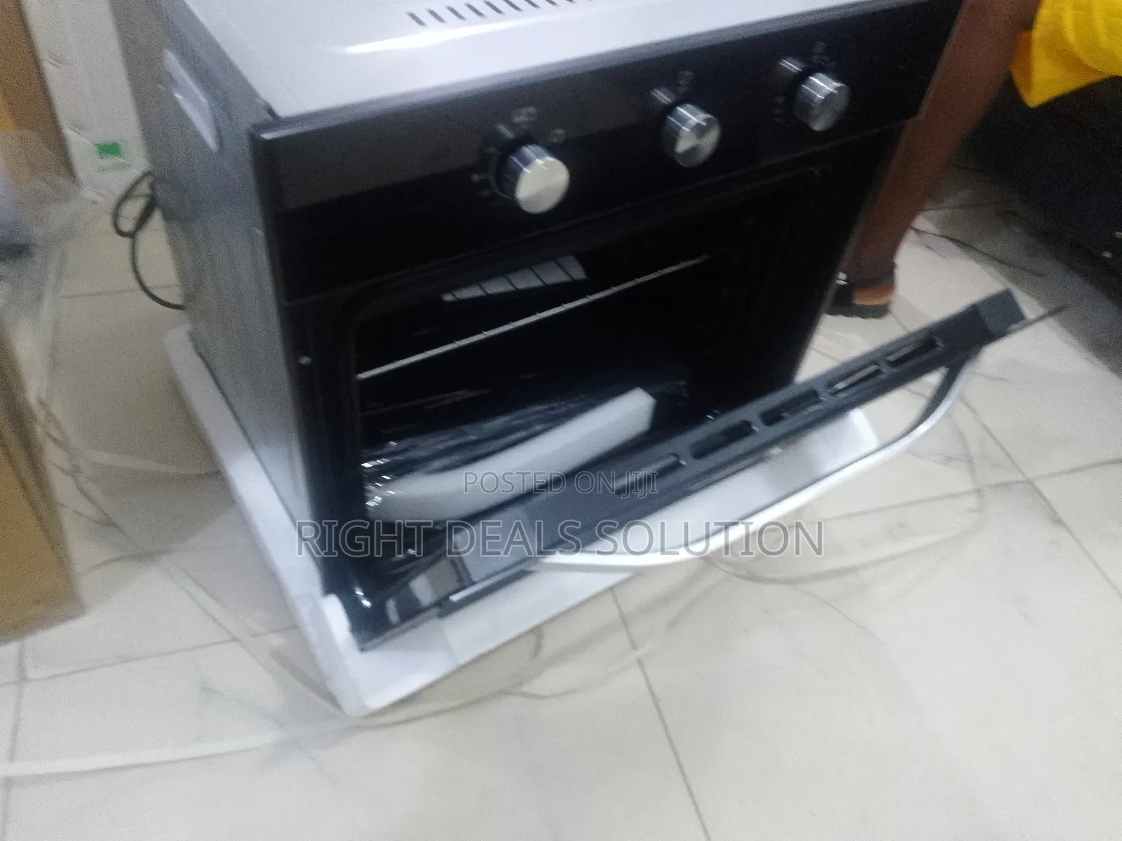Professional Performance: Homestar Hsqmb60bk Oven