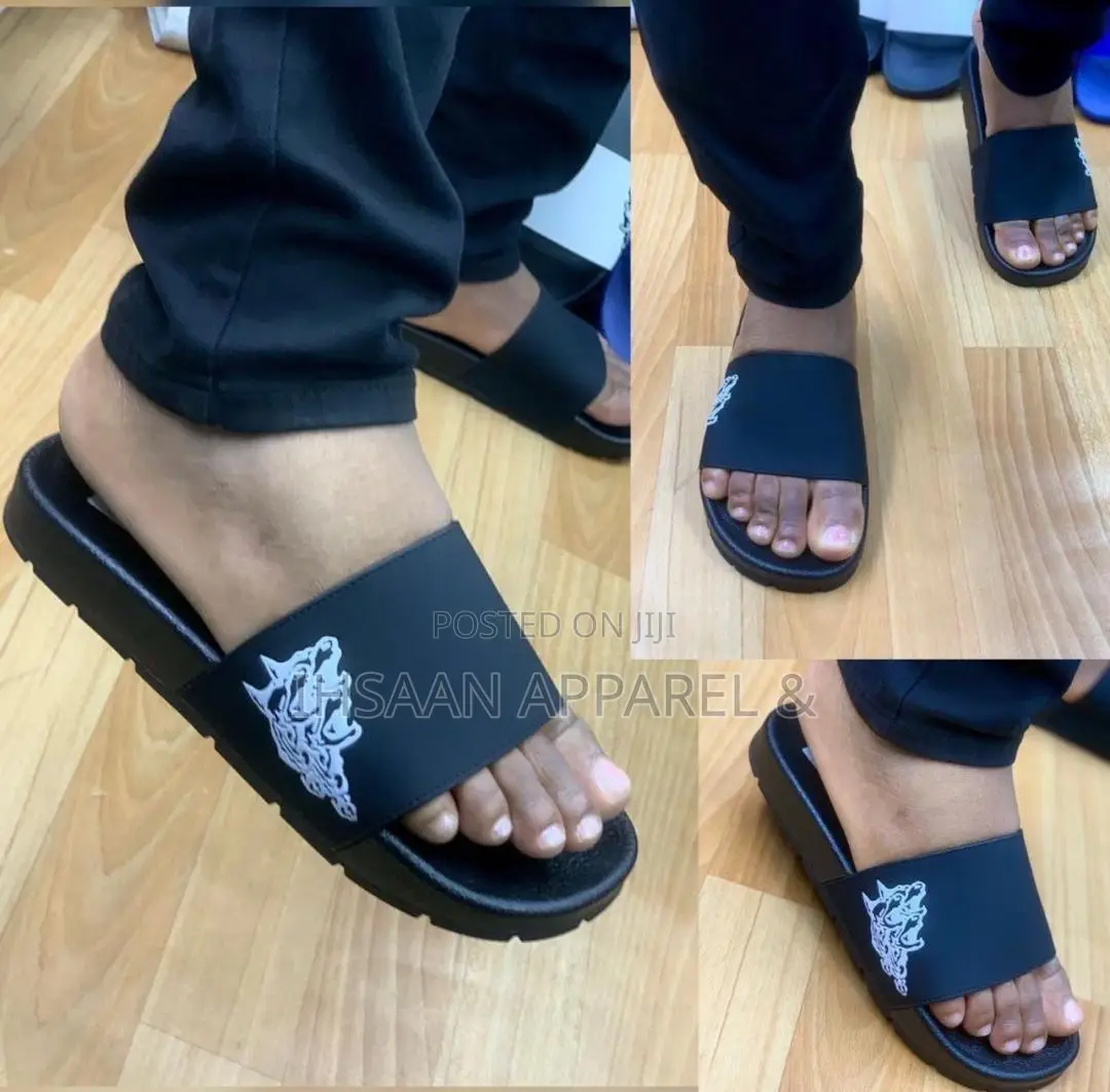 Quality Durable Unisex Slides.They Are Available From Size 38 to 45