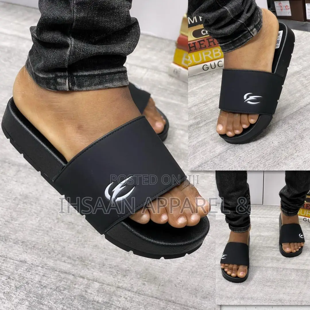 Quality Durable Unisex Slides.They Are Available From Size 38 to 45