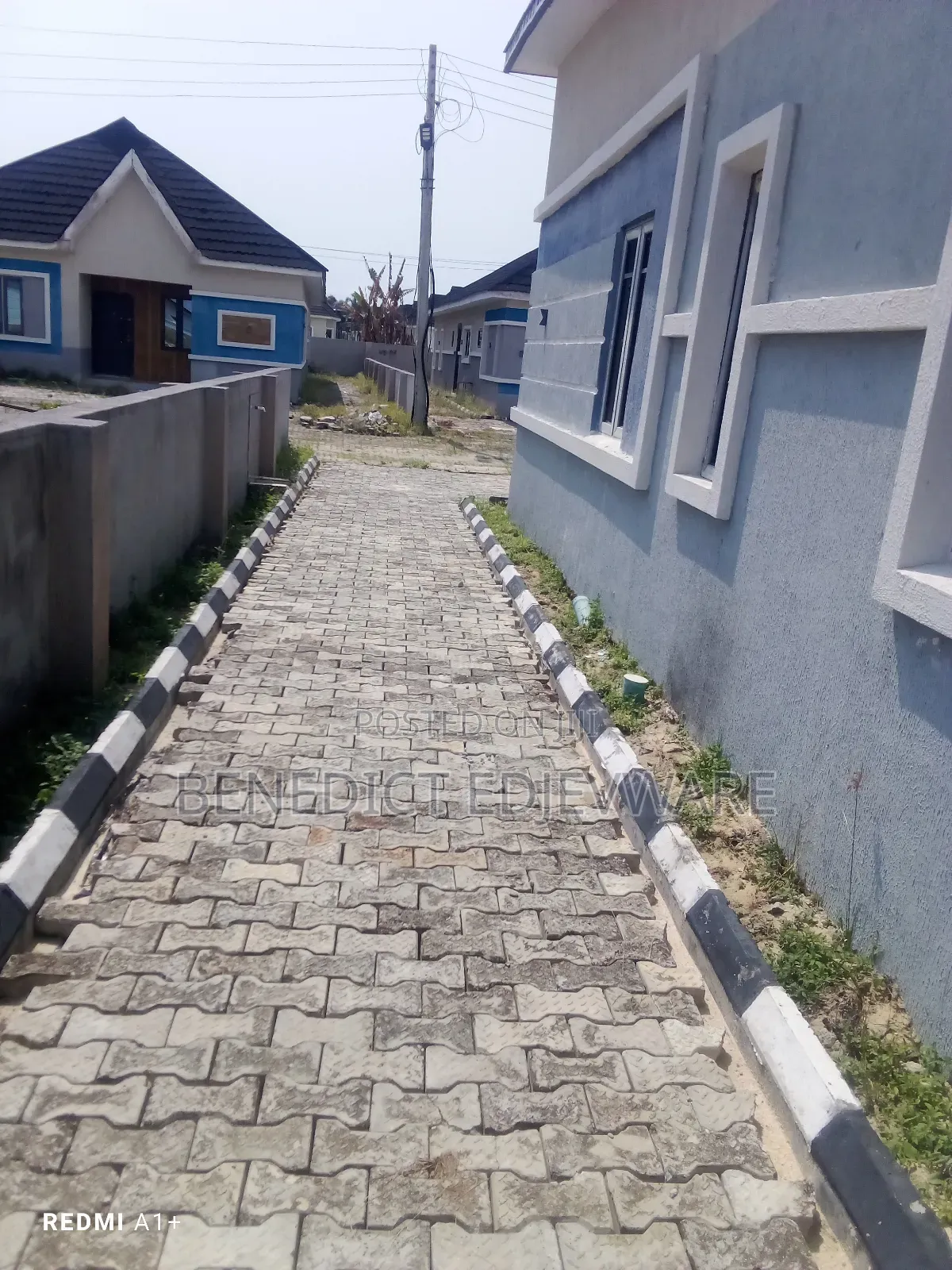 3bdrm Bungalow in Peak Park Estate for rent