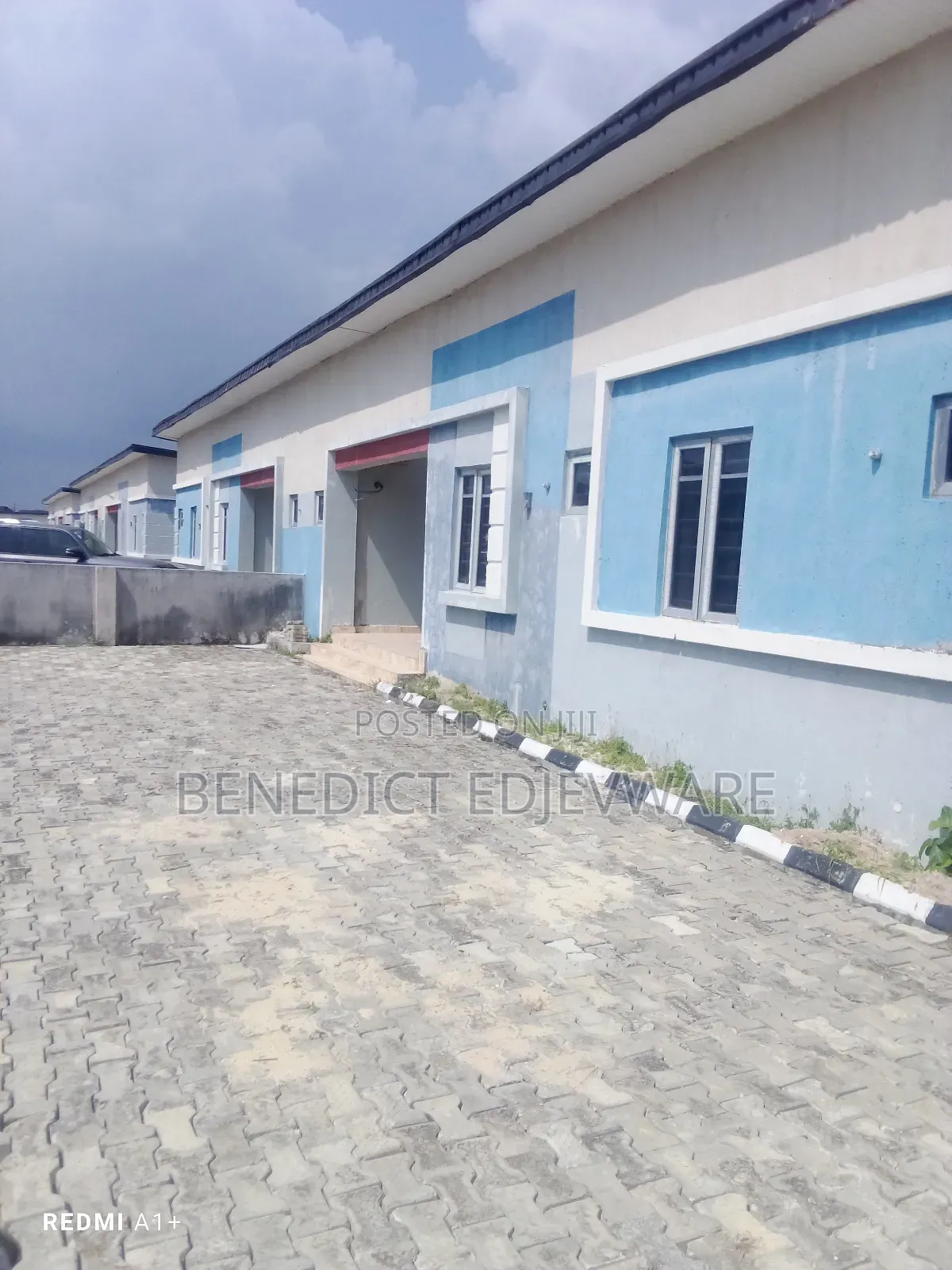 3bdrm Bungalow in Peak Park Estate for rent