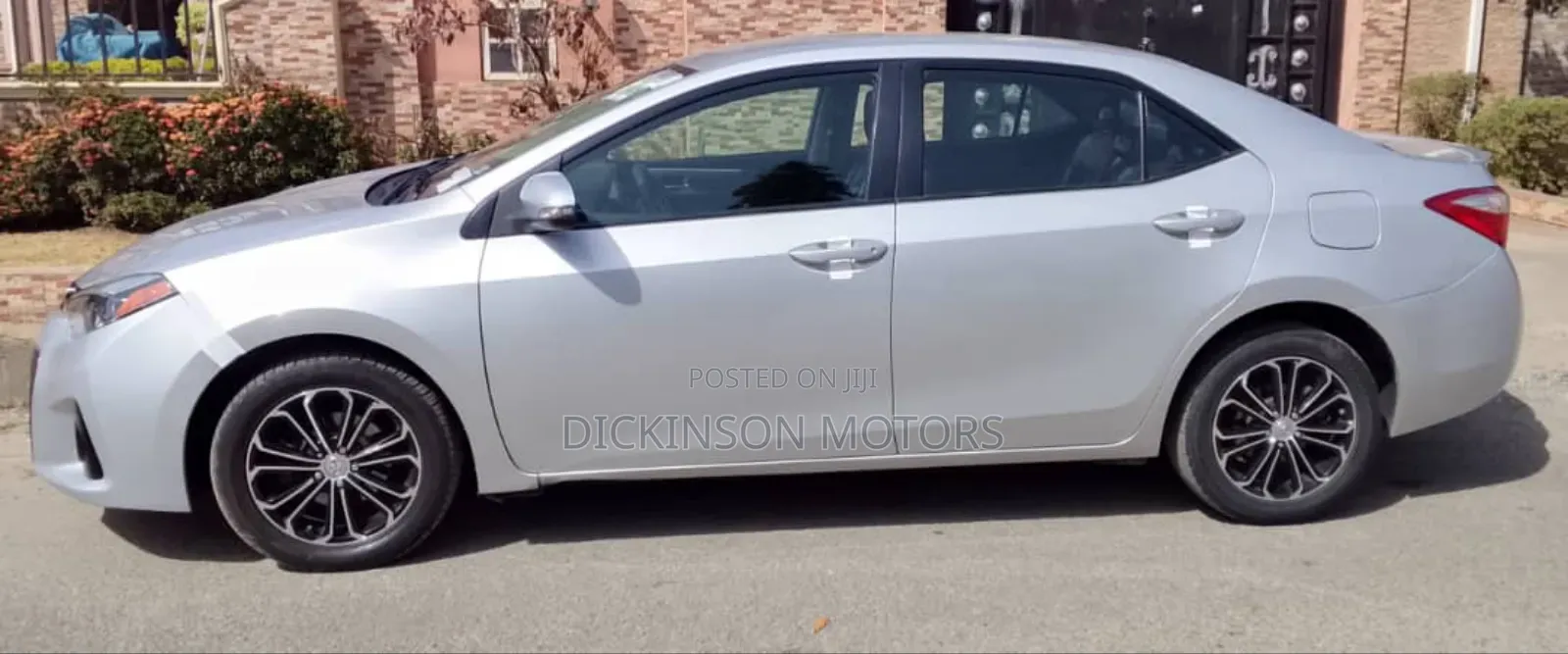 Toyota Corolla 2015 Silver