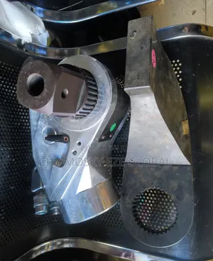 Hydraulic Torque Wrench (2 1/2")