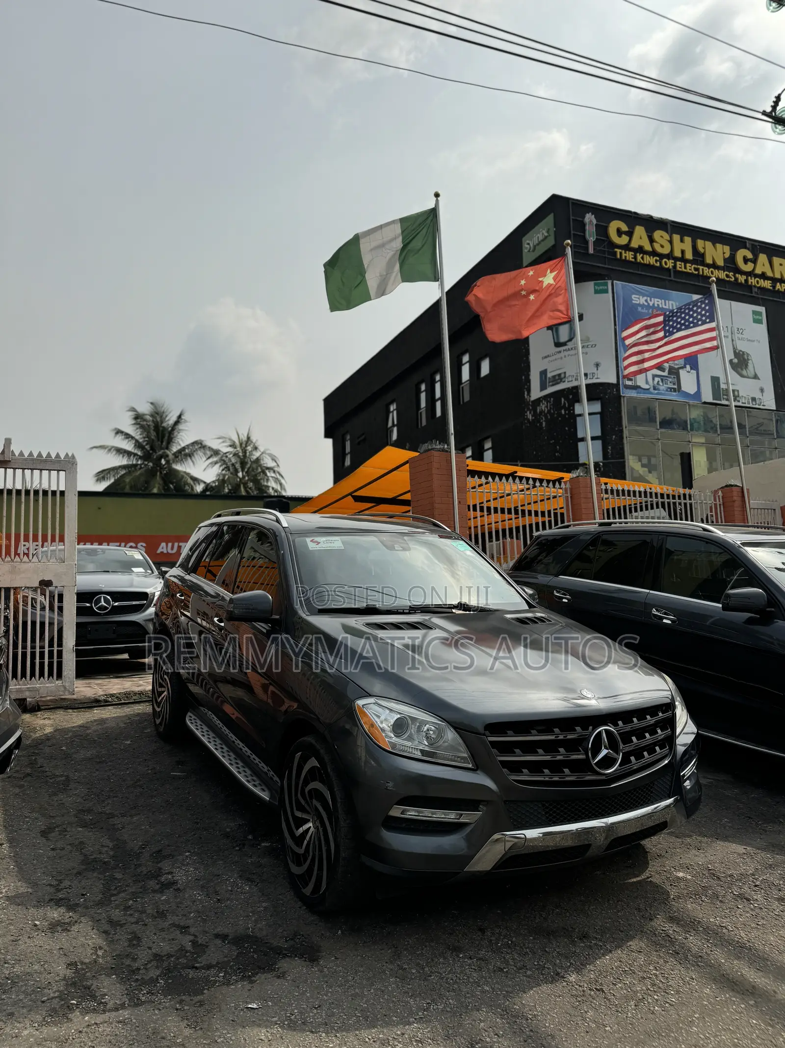 Mercedes-Benz M Class ML350 4dr SUV (3.5L 6cyl 7A) 2015 Gray