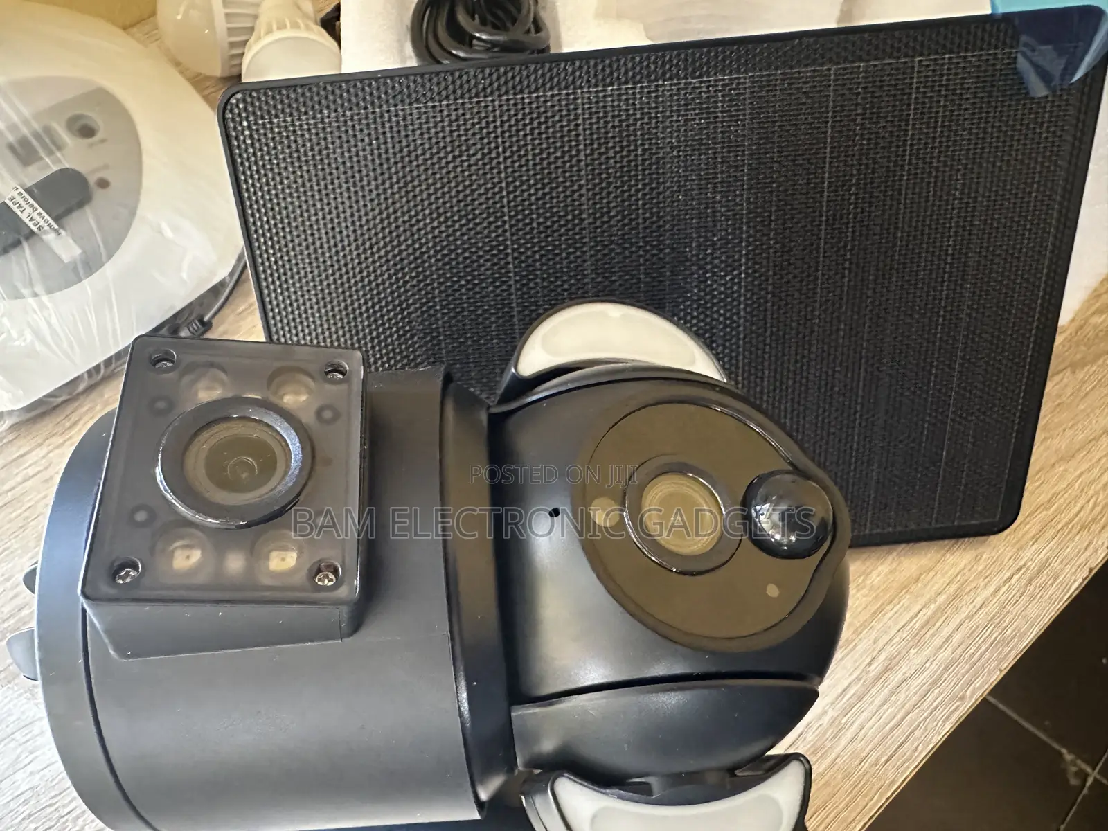 Ubox New 4g Dual Lens Solar CCTV Camera (Floodlight)