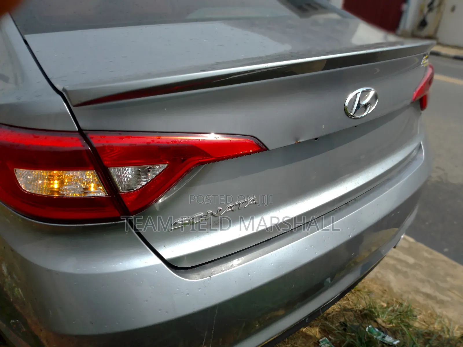 Hyundai Sonata Base Sedan FWD (2.4L 4cyl 6A) 2016