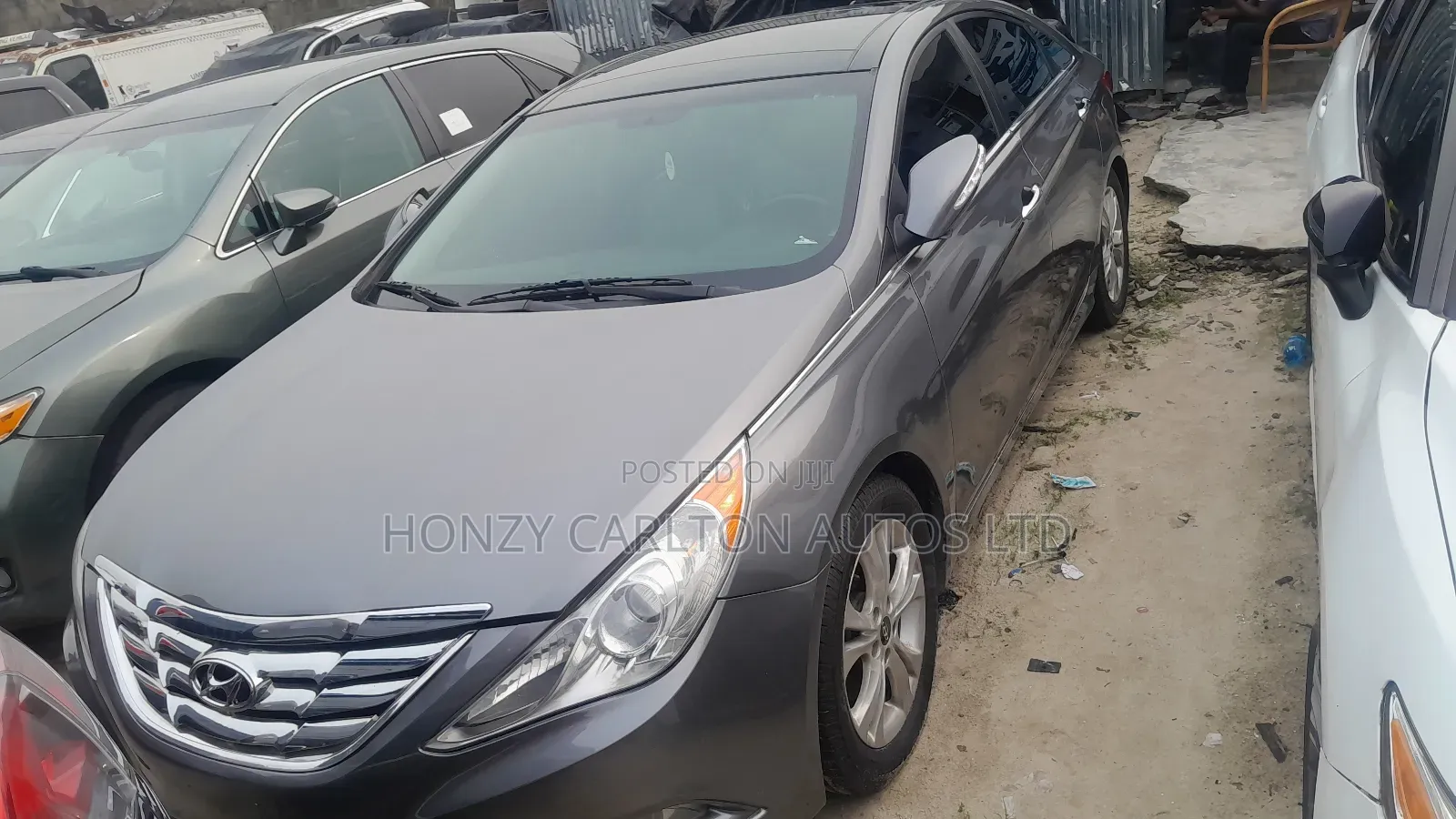 Hyundai Sonata Limited 2.0T Sedan (2.0L 4cyl 6A) 2012 Gray