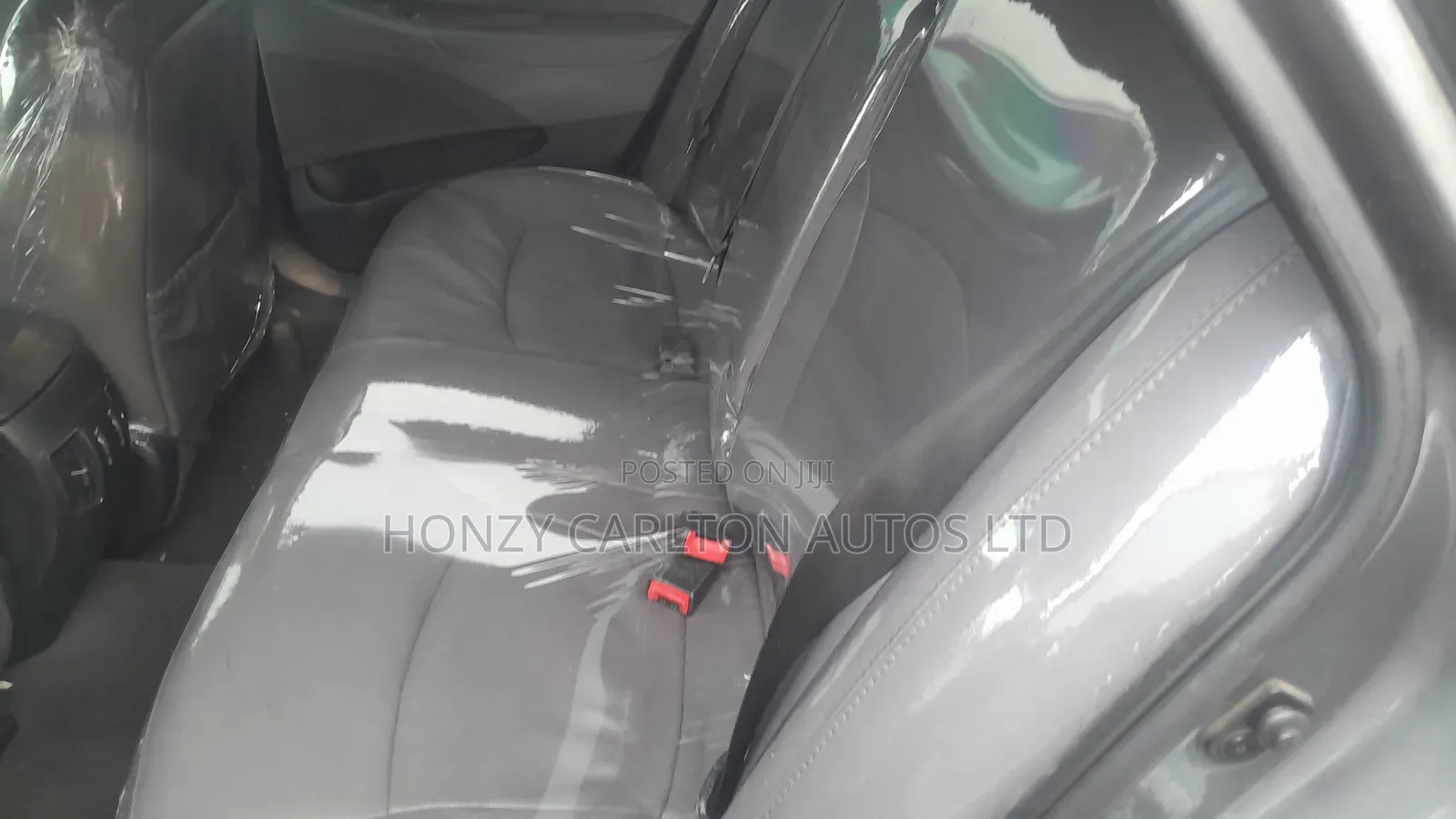 Hyundai Sonata Limited 2.0T Sedan (2.0L 4cyl 6A) 2012 Gray