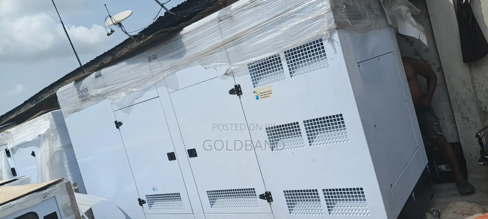 Perkins 500kva Enclosed Silent Generator