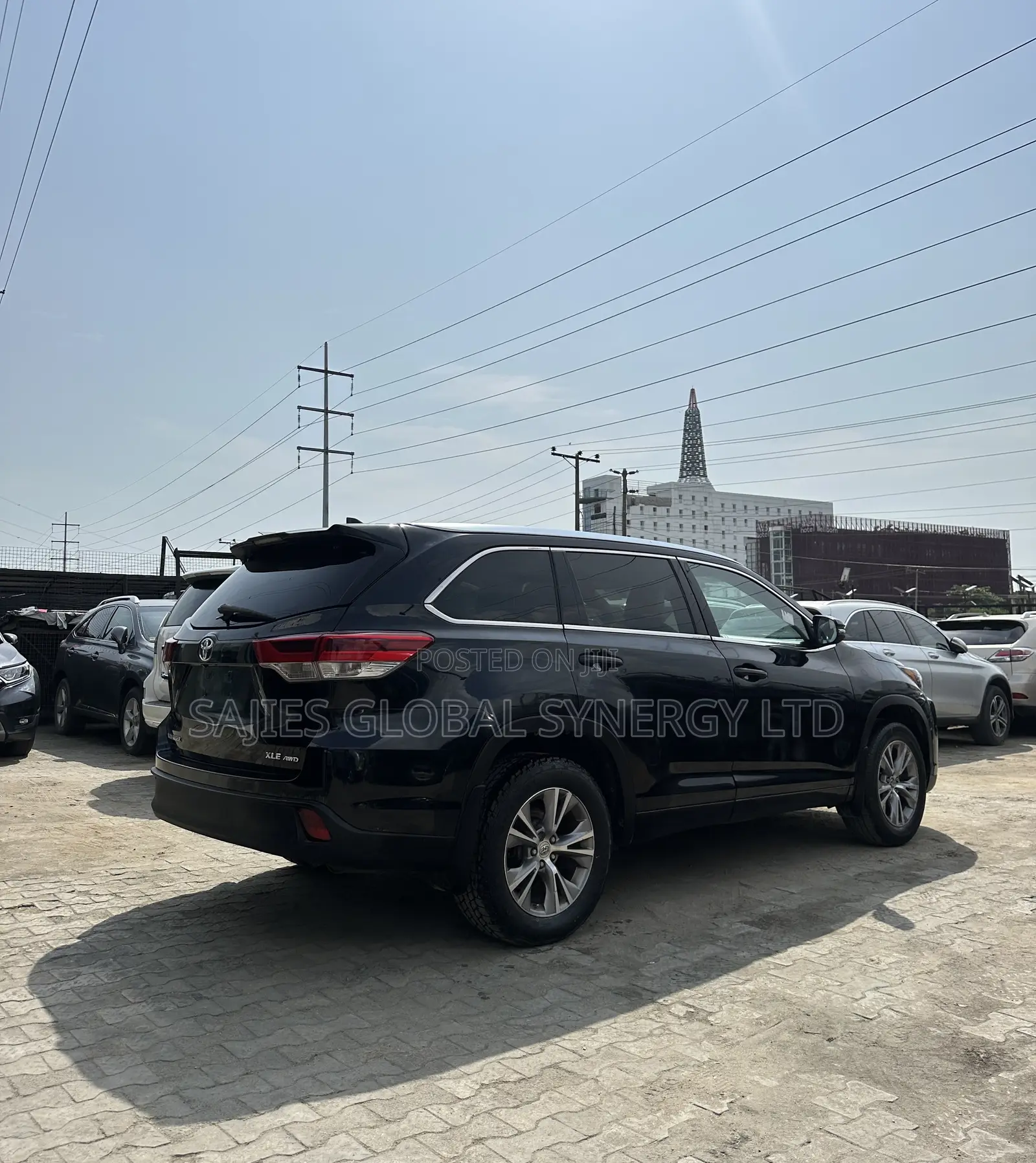 Toyota Highlander XLE 4dr SUV AWD (3.5L 6cyl 6A) 2014 Black