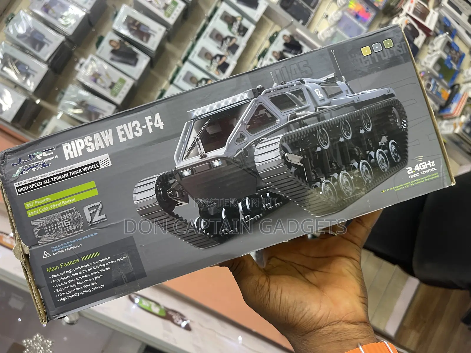 Ripsaw Ev2 Supervilain Escape Vehicle Carscoops