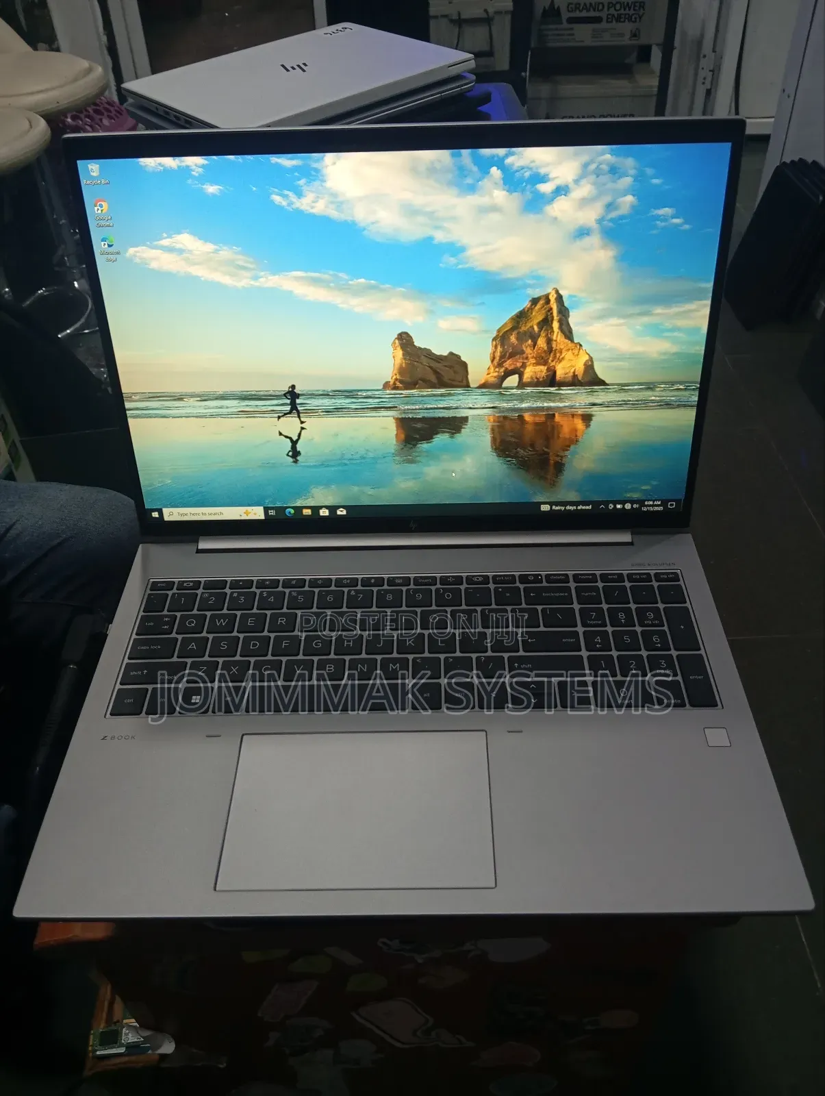 Laptop HP ZBook Firefly 16 G10 16GB Intel Core I7 SSD 512GB