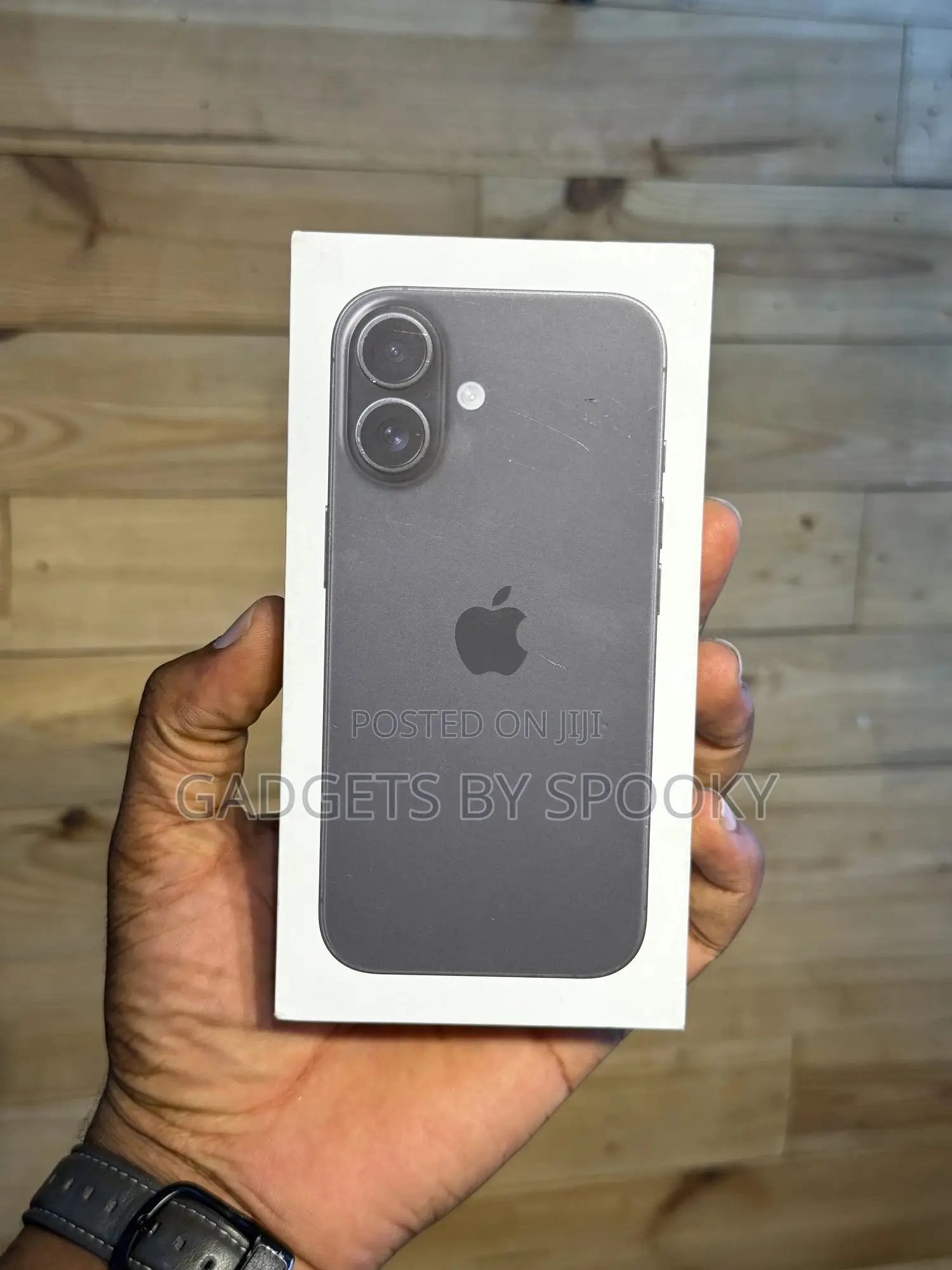 New Apple iPhone 16 128 GB Black