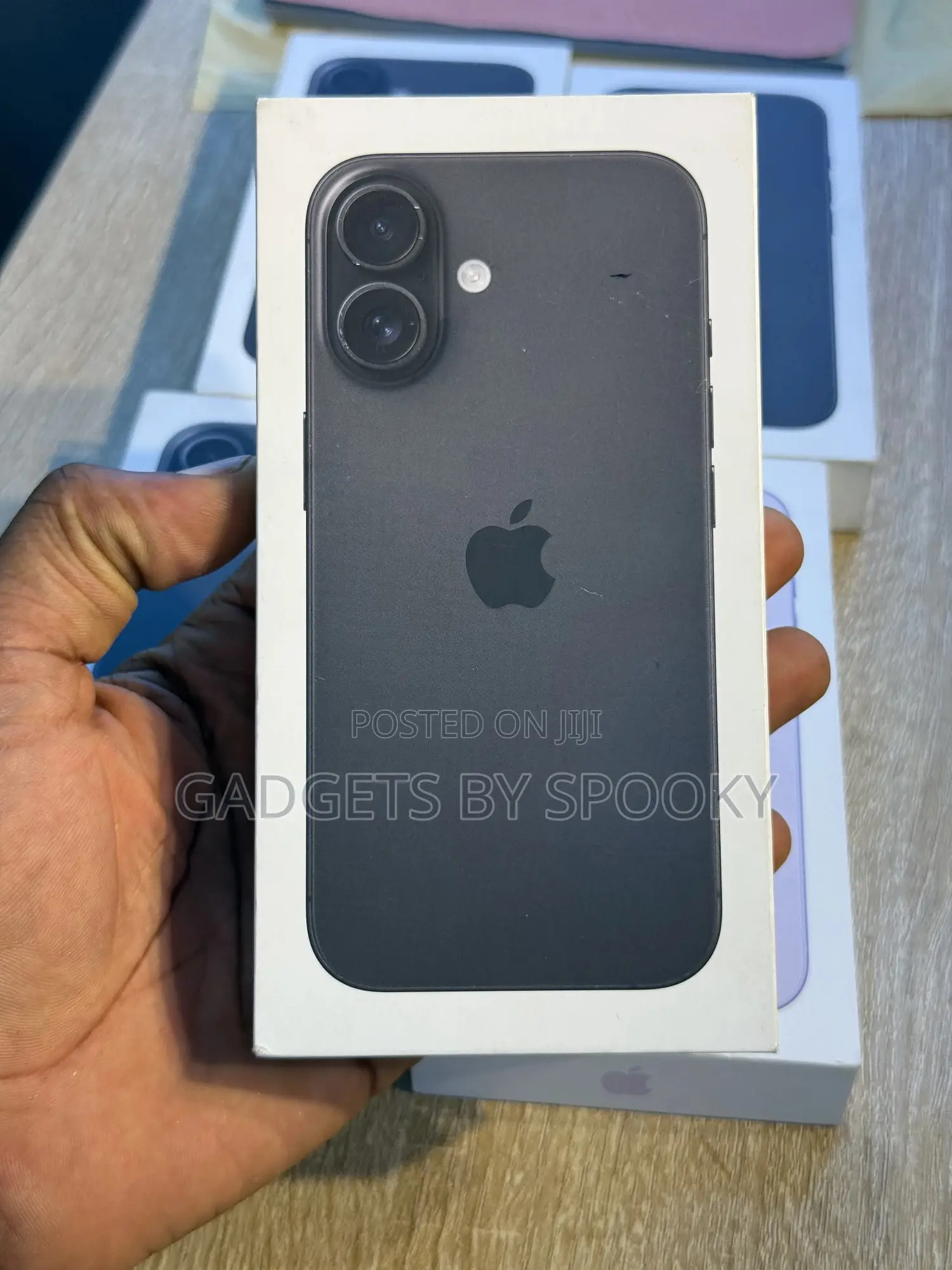 New Apple iPhone 16 128 GB Black