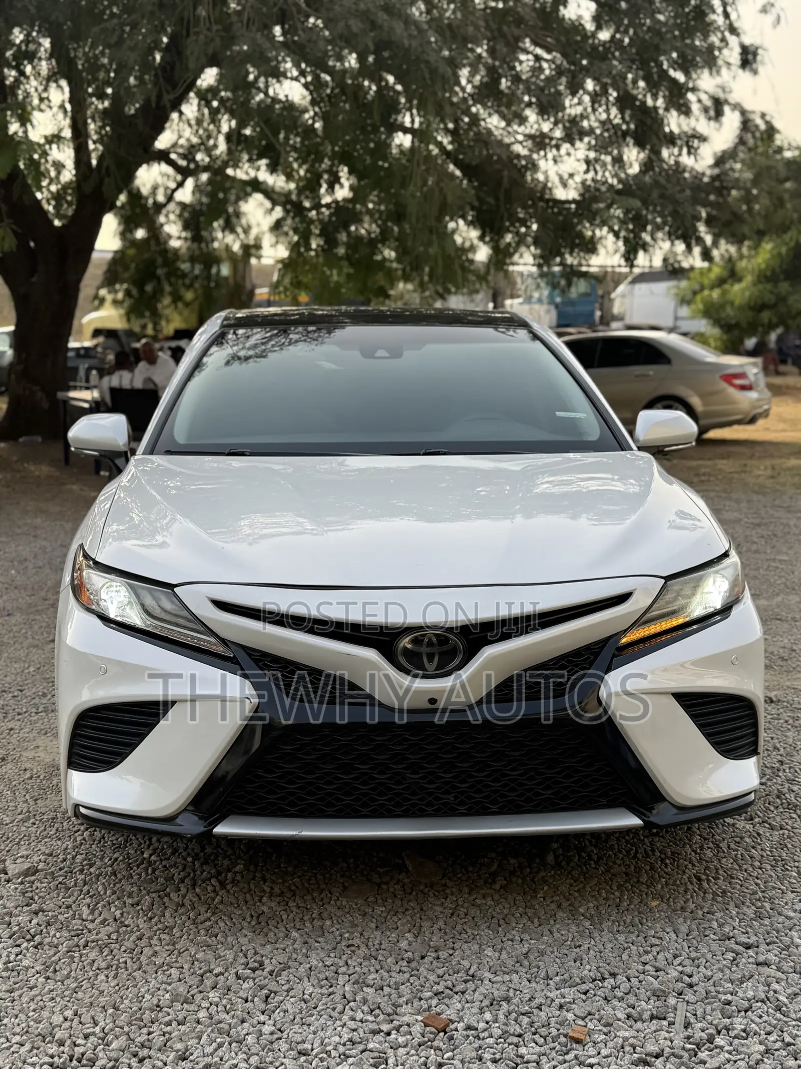 Toyota Camry XSE FWD (2.5L 4cyl 8AM) 2018 White