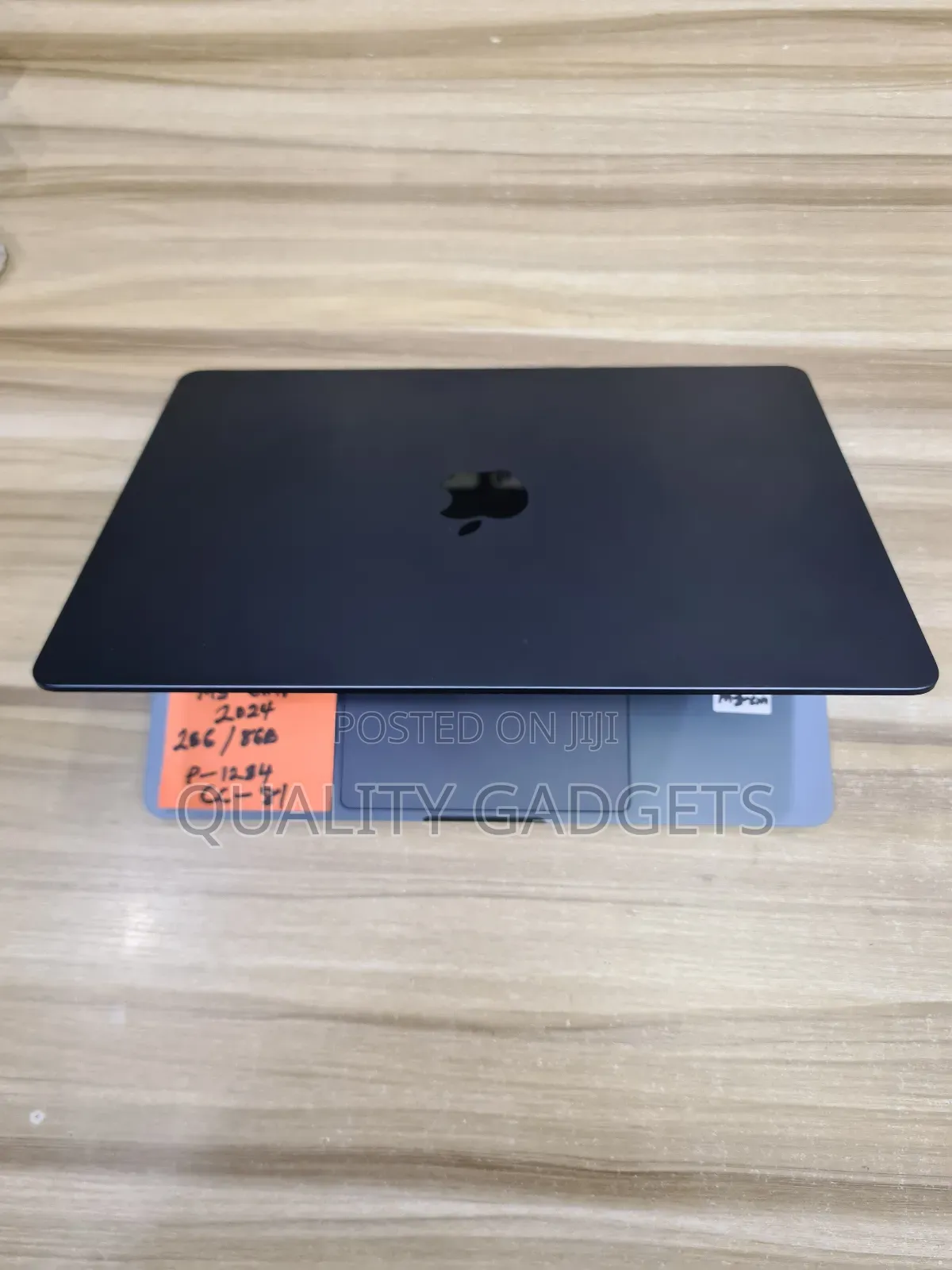 Laptop Apple MacBook Air 2024 M3 13-Inch 8GB Apple M3 SSD 256GB