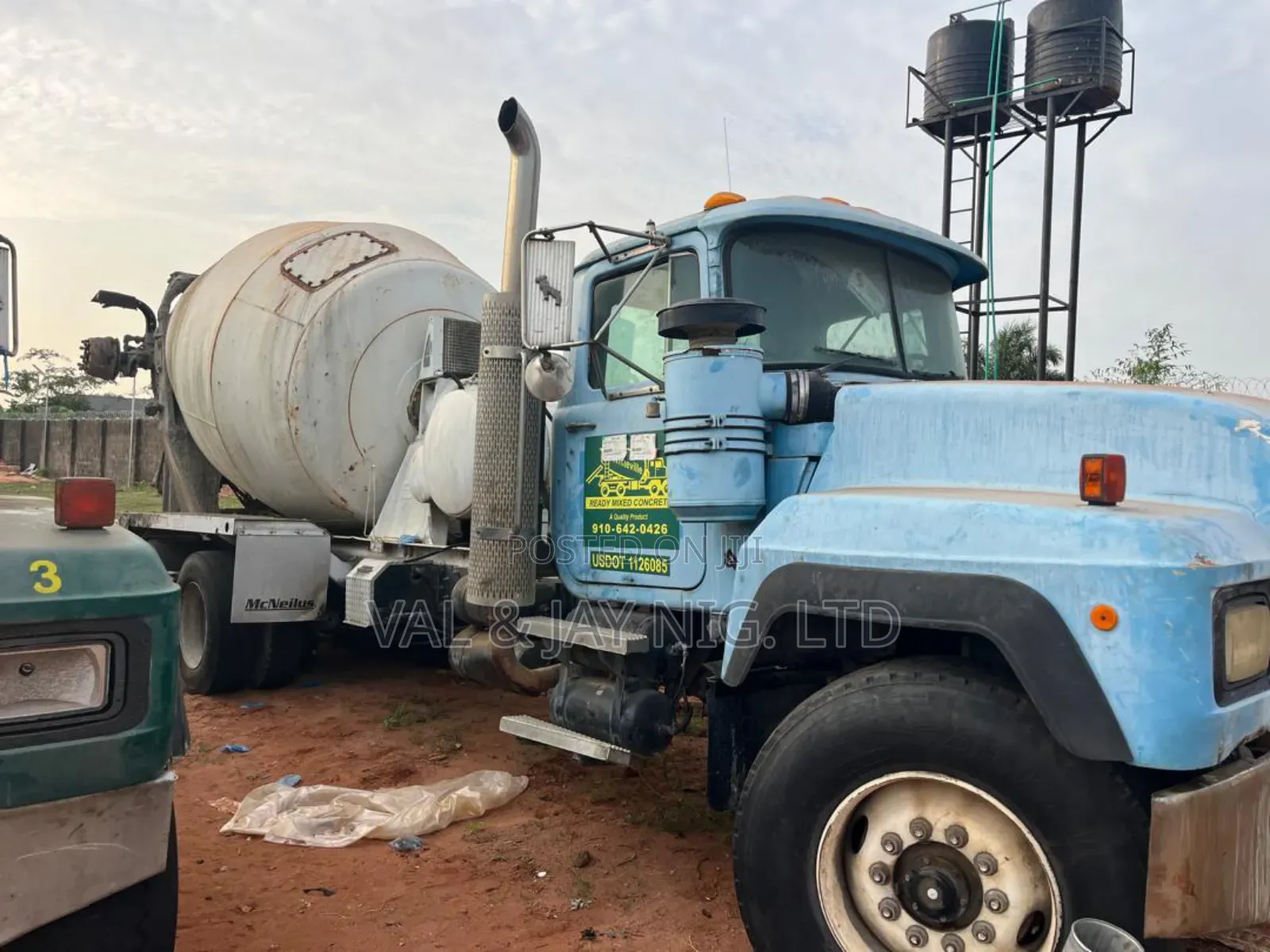 9 Cubic Meter Mobile Concrete Mixer - Foreign Use