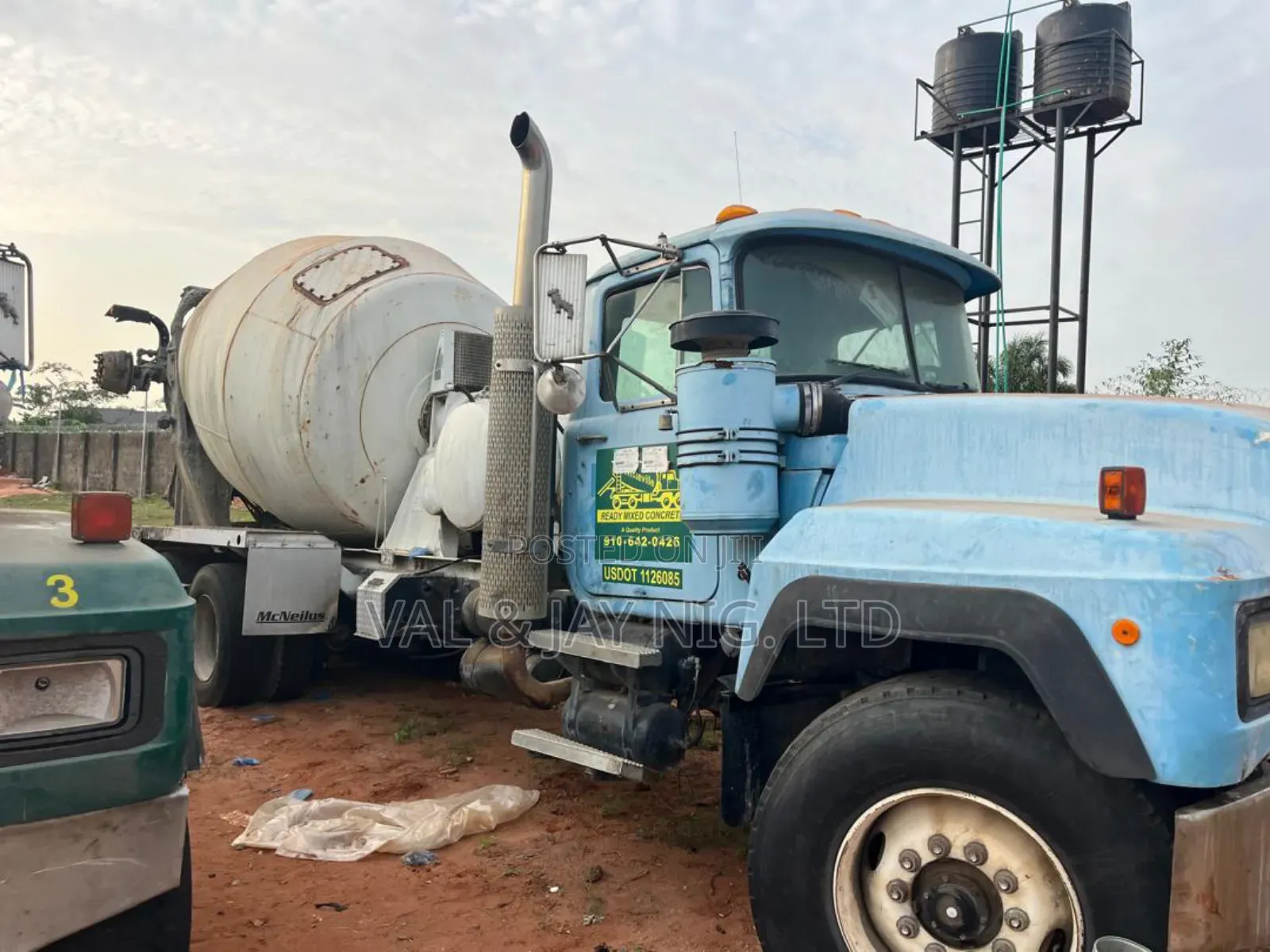 9 Cubic Meter Mobile Concrete Mixer - Foreign Use