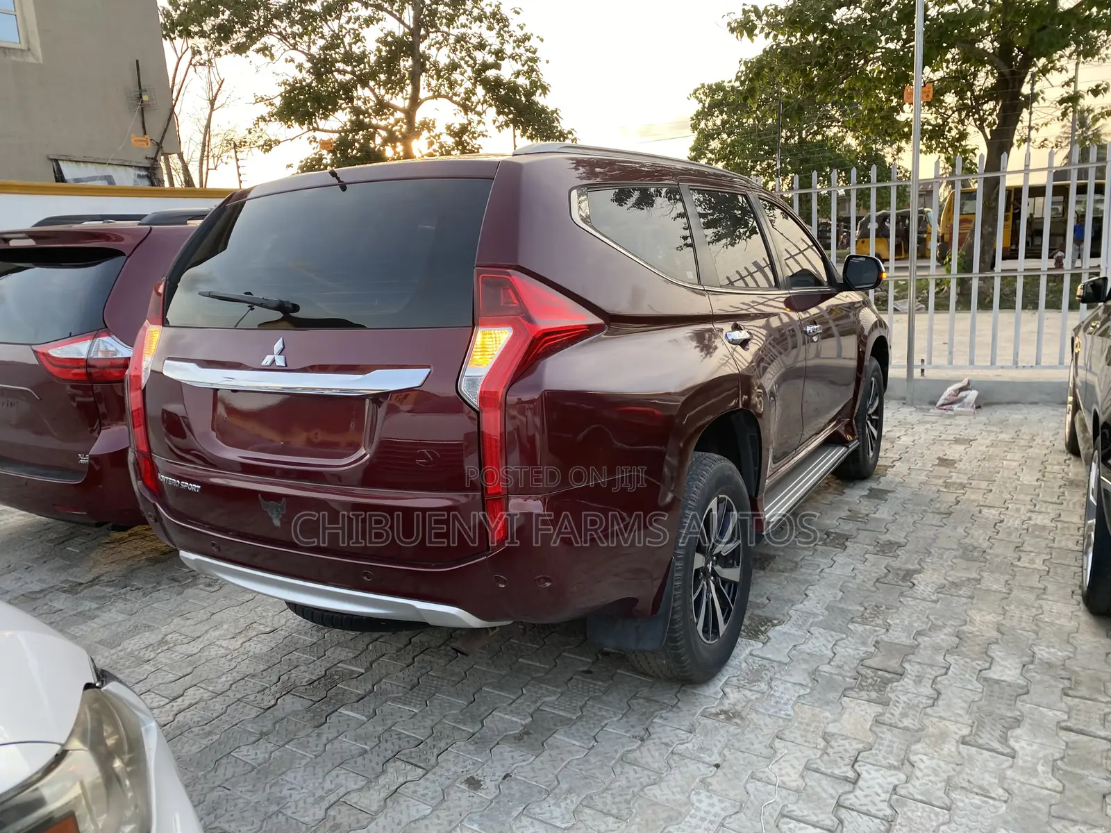 Mitsubishi Montero Sport 2016 Red