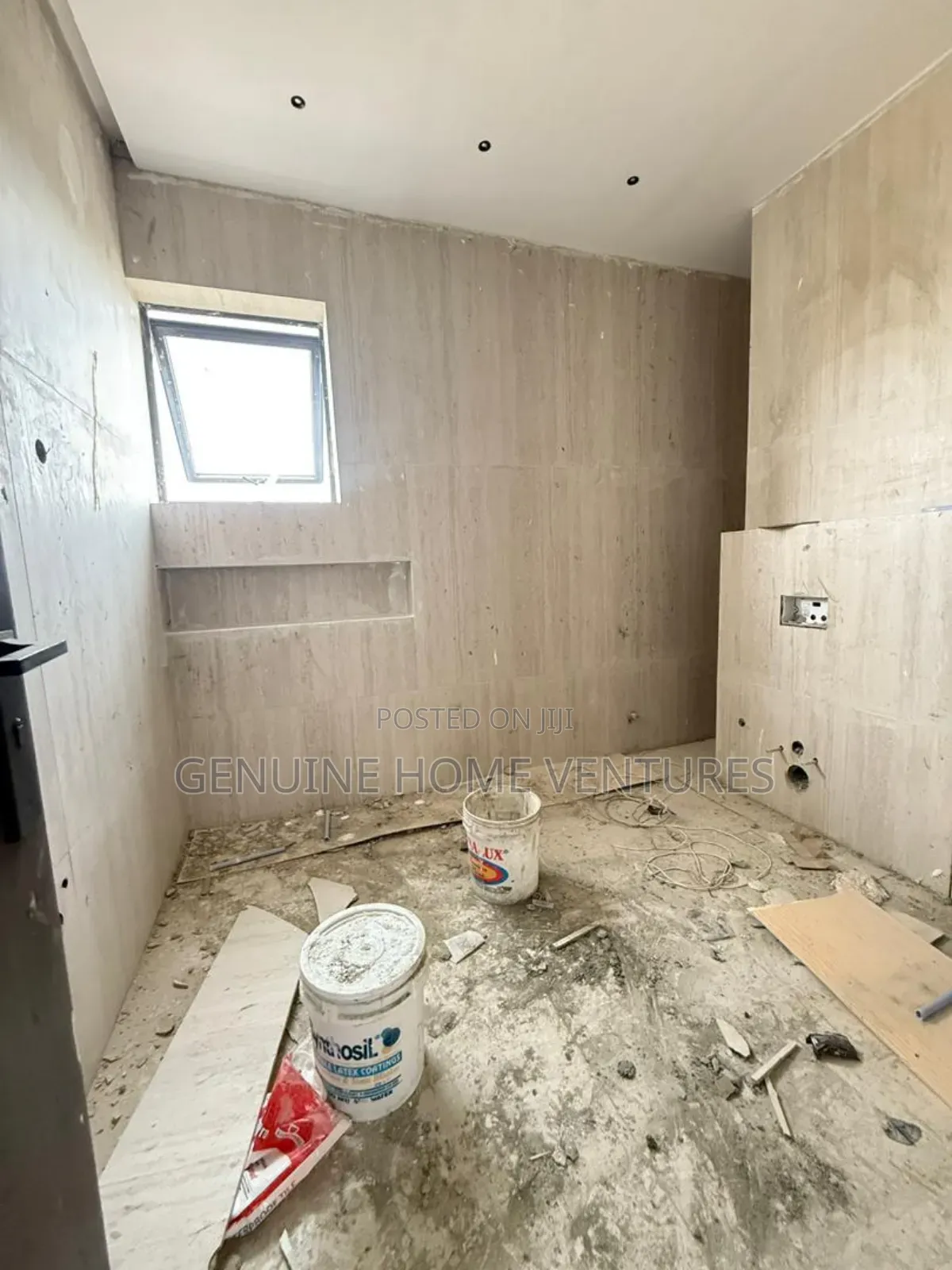 5bdrm Duplex in Lekki Phase 1 for sale