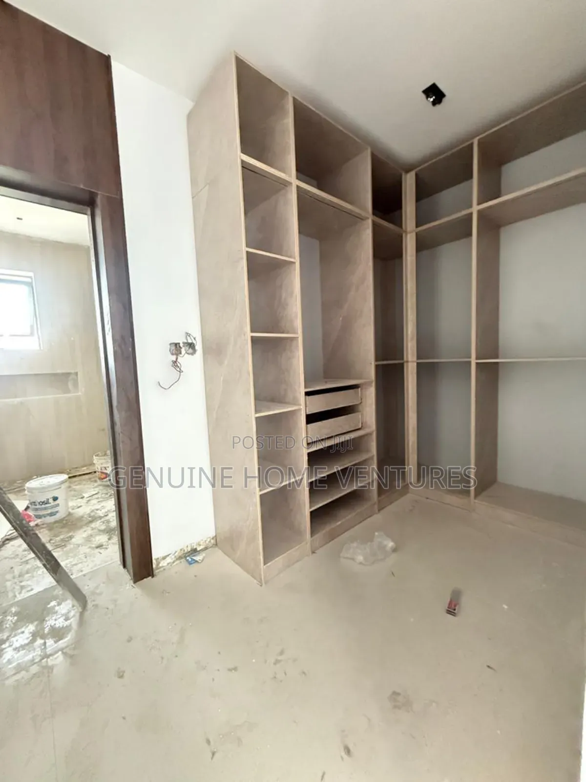 5bdrm Duplex in Lekki Phase 1 for sale