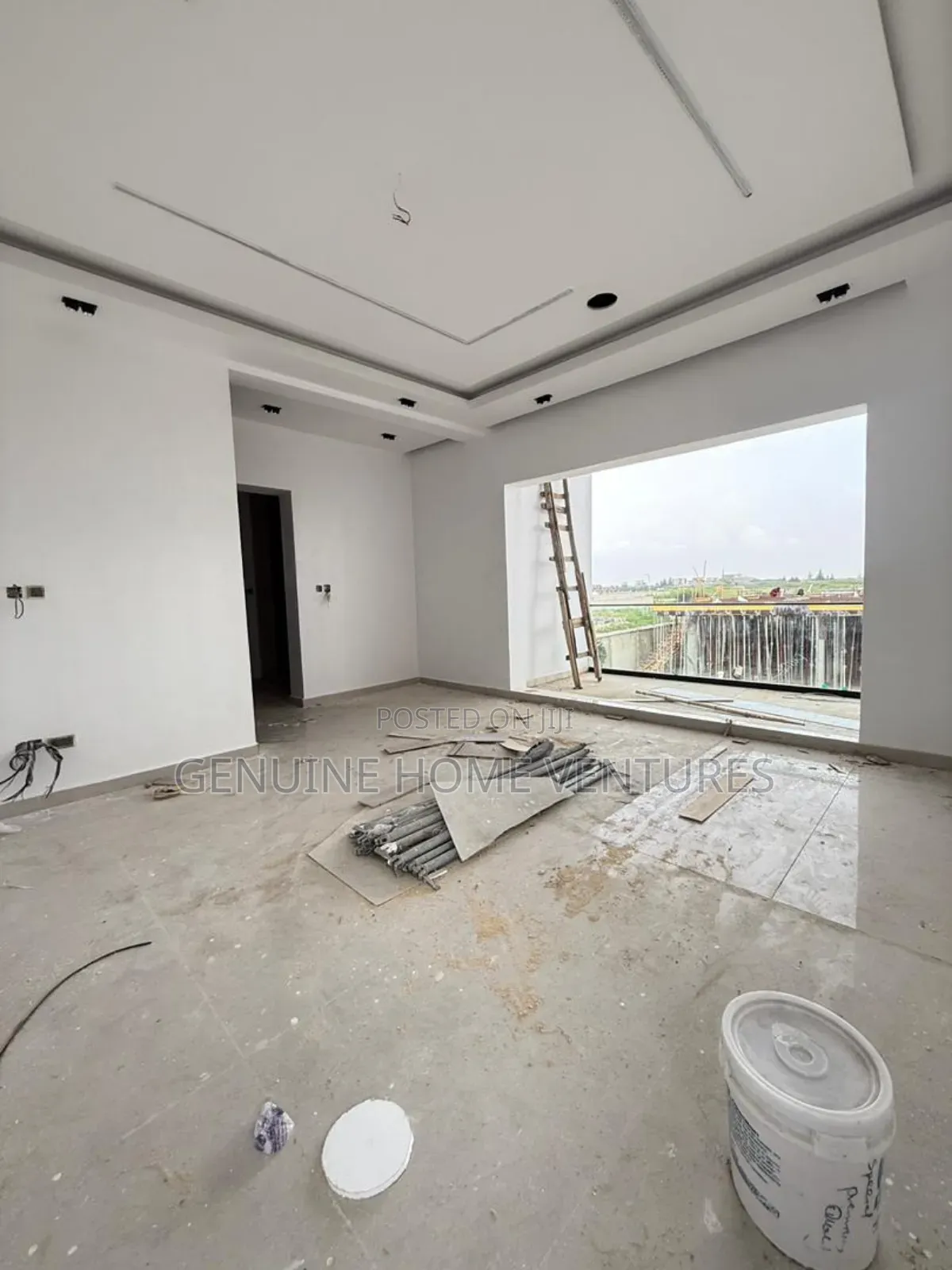 5bdrm Duplex in Lekki Phase 1 for sale