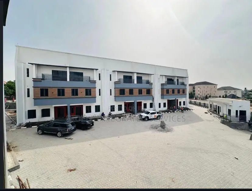 4bdrm Duplex in Wuye for rent