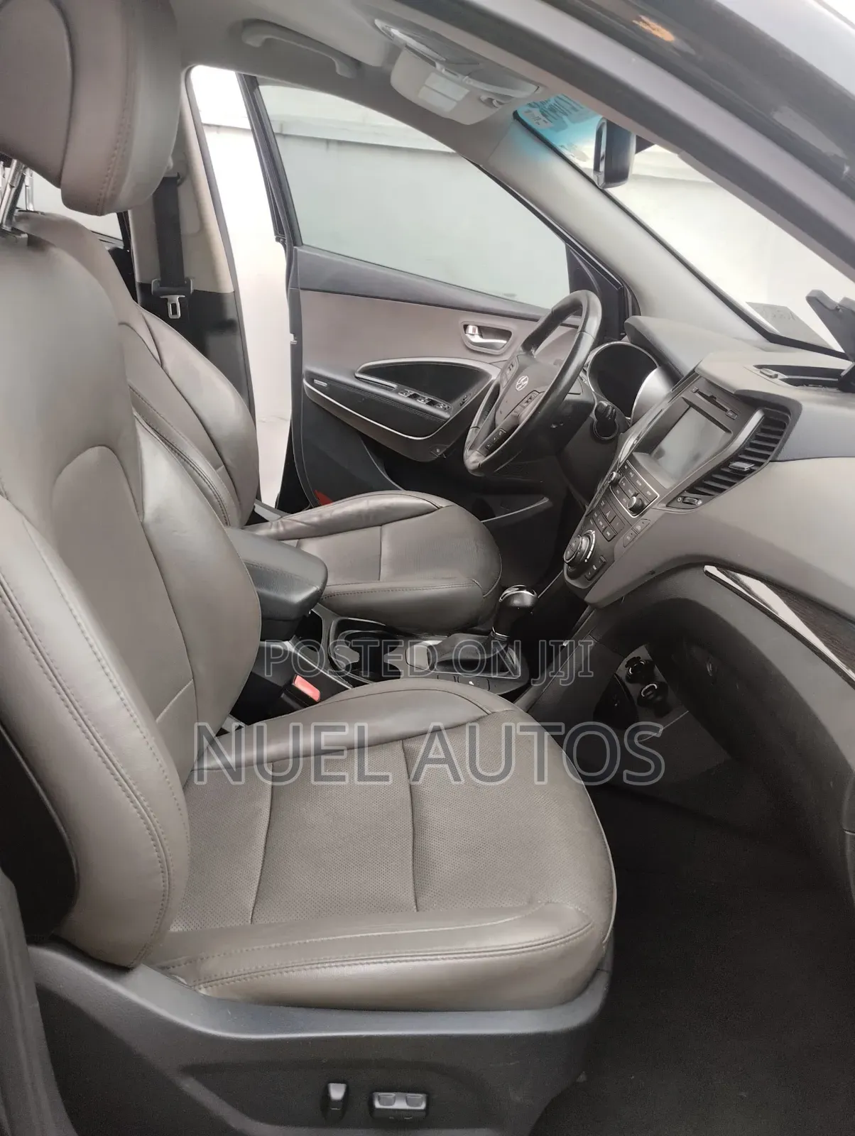 Hyundai Santa Fe SE AWD 2017 Black