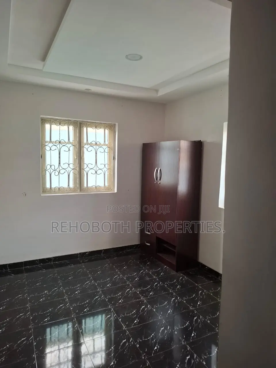 6bdrm Bungalow in Bck Of Richbam, Akala Express for sale
