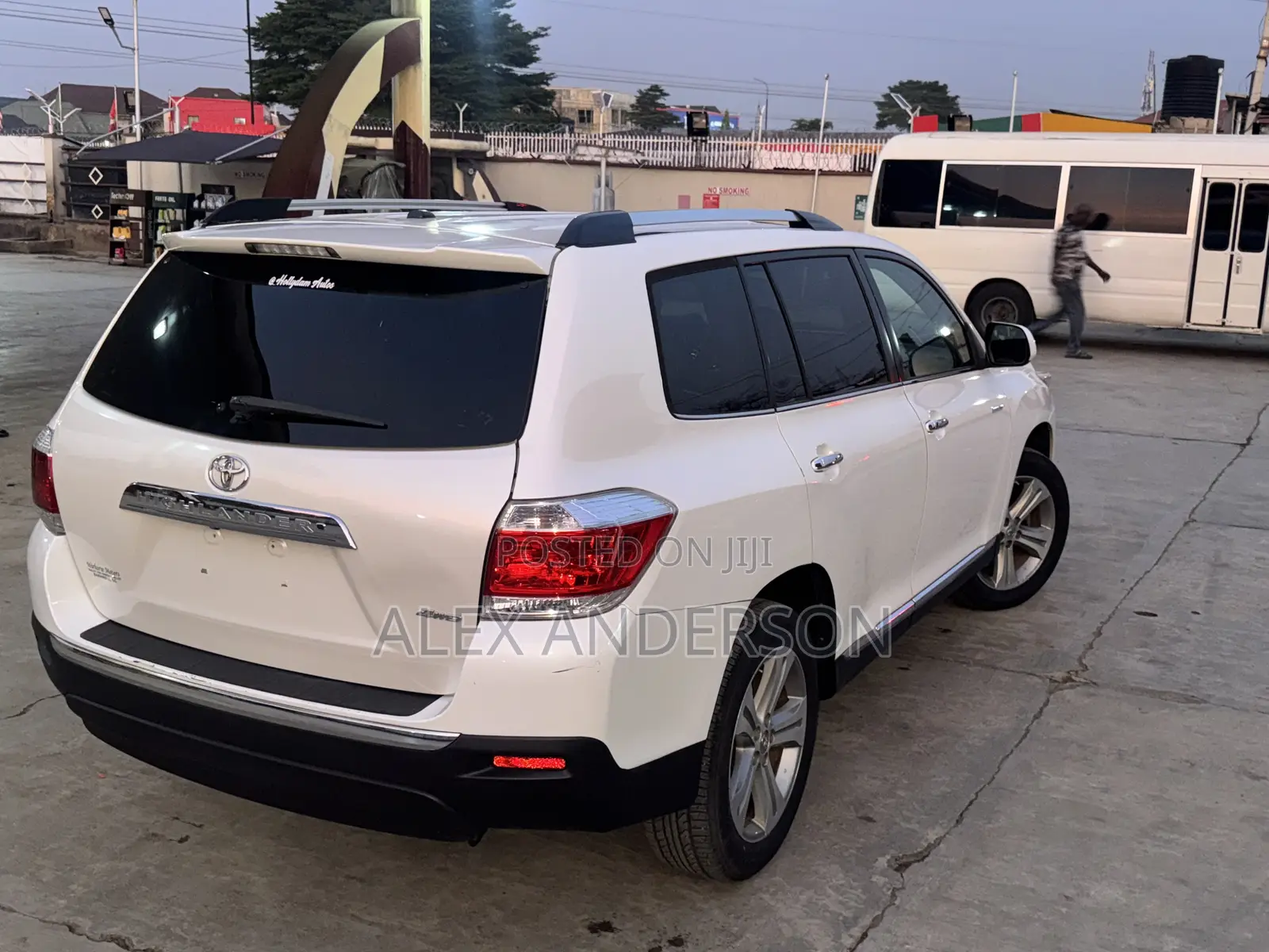 Toyota Highlander Limited 2012 White