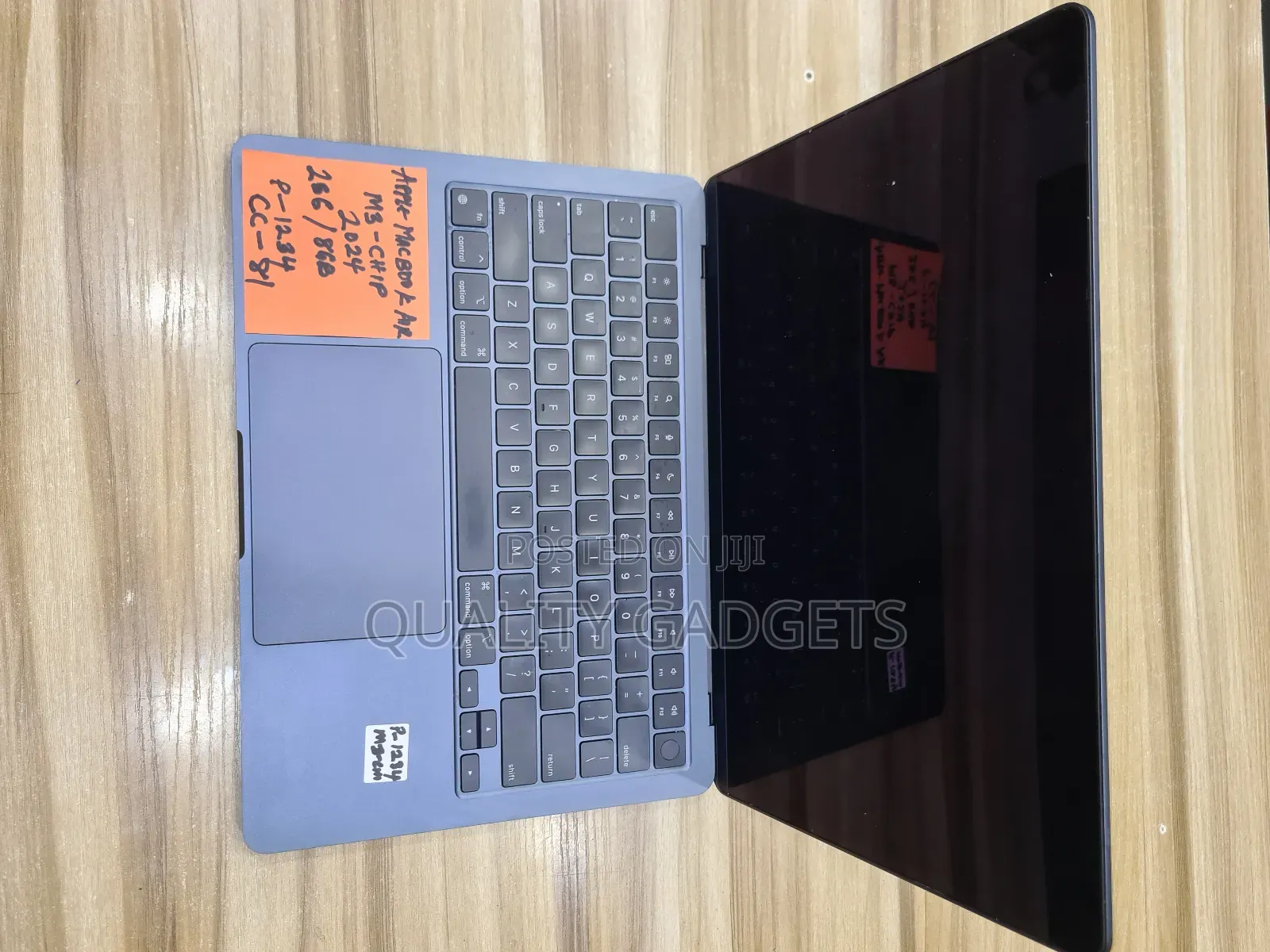 Laptop Apple MacBook Air 2024 M3 13-Inch 8GB Apple M3 SSD 256GB