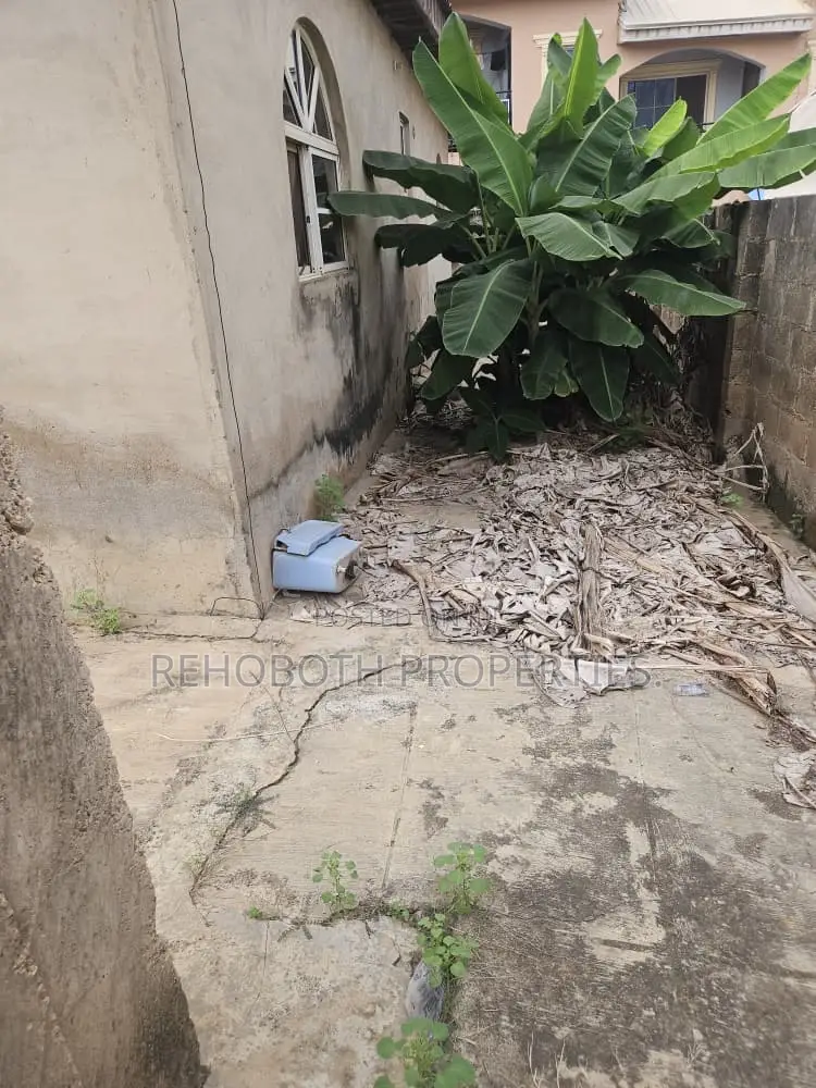 3bdrm Bungalow in Ajinde, Akala Express for sale