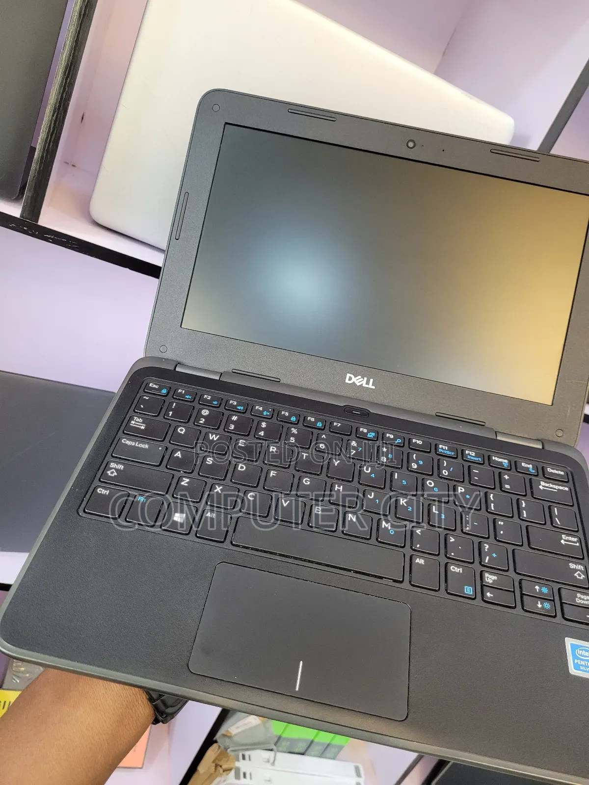 Laptop Dell Latitude 3190 4GB Intel Pentium SSD 128GB