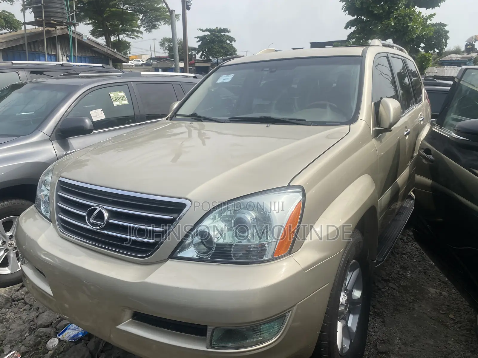 Lexus GX 470 2009 Gold