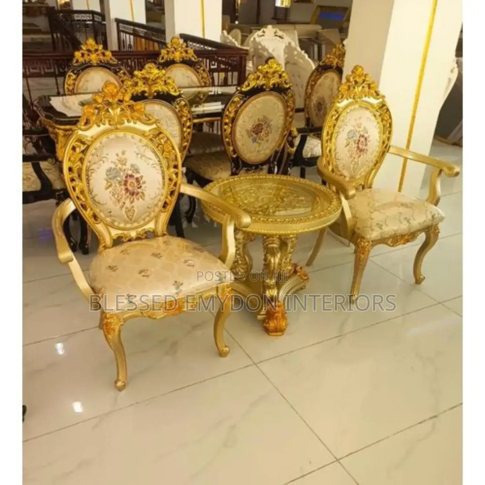Luxury Me and You Table and Visitor Chair