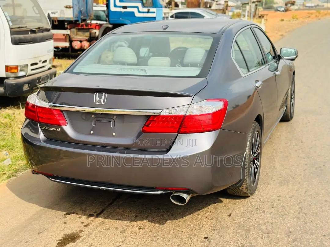 Honda Accord EX-L 4dr Sedan w/Navigation (2.4L 4cyl CVT) 2014 Silver