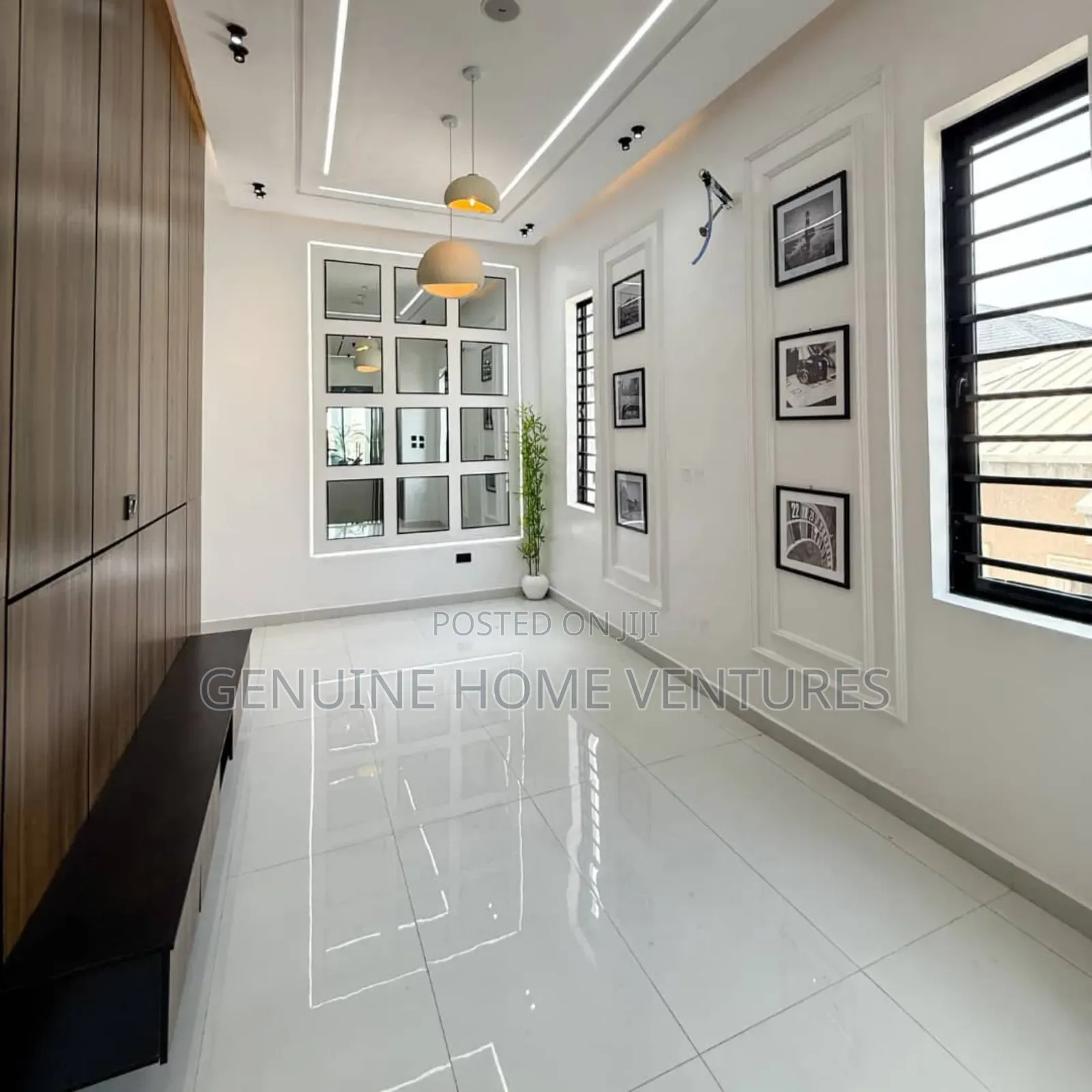 5bdrm Duplex in Ikota for sale